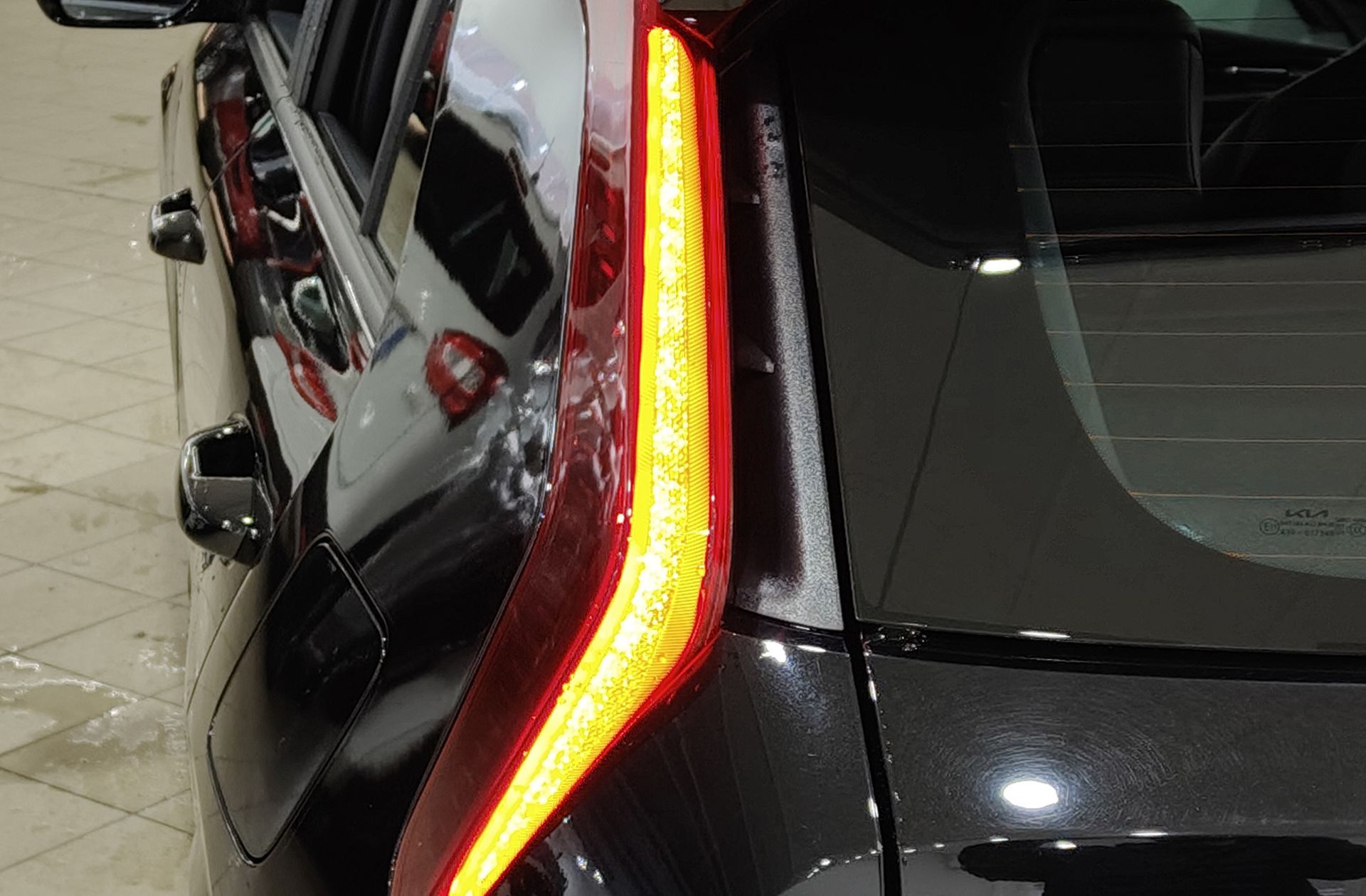 Kia Niro 1.6 GDi HEV Drive - foto 17