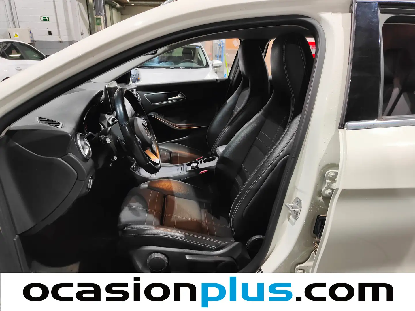 Foto Mercedes GLA Mercedes-Benz GLA GLA 200 d Urban (136 CV)