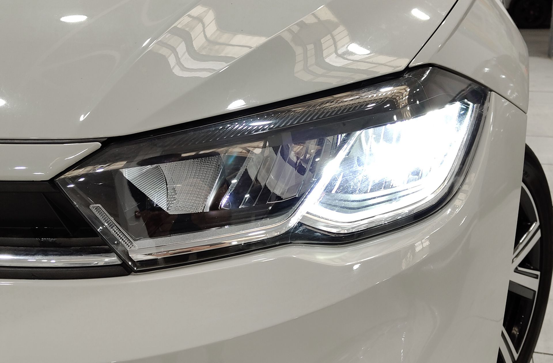 Volkswagen Polo R-Line 1.0 TSI - foto 17