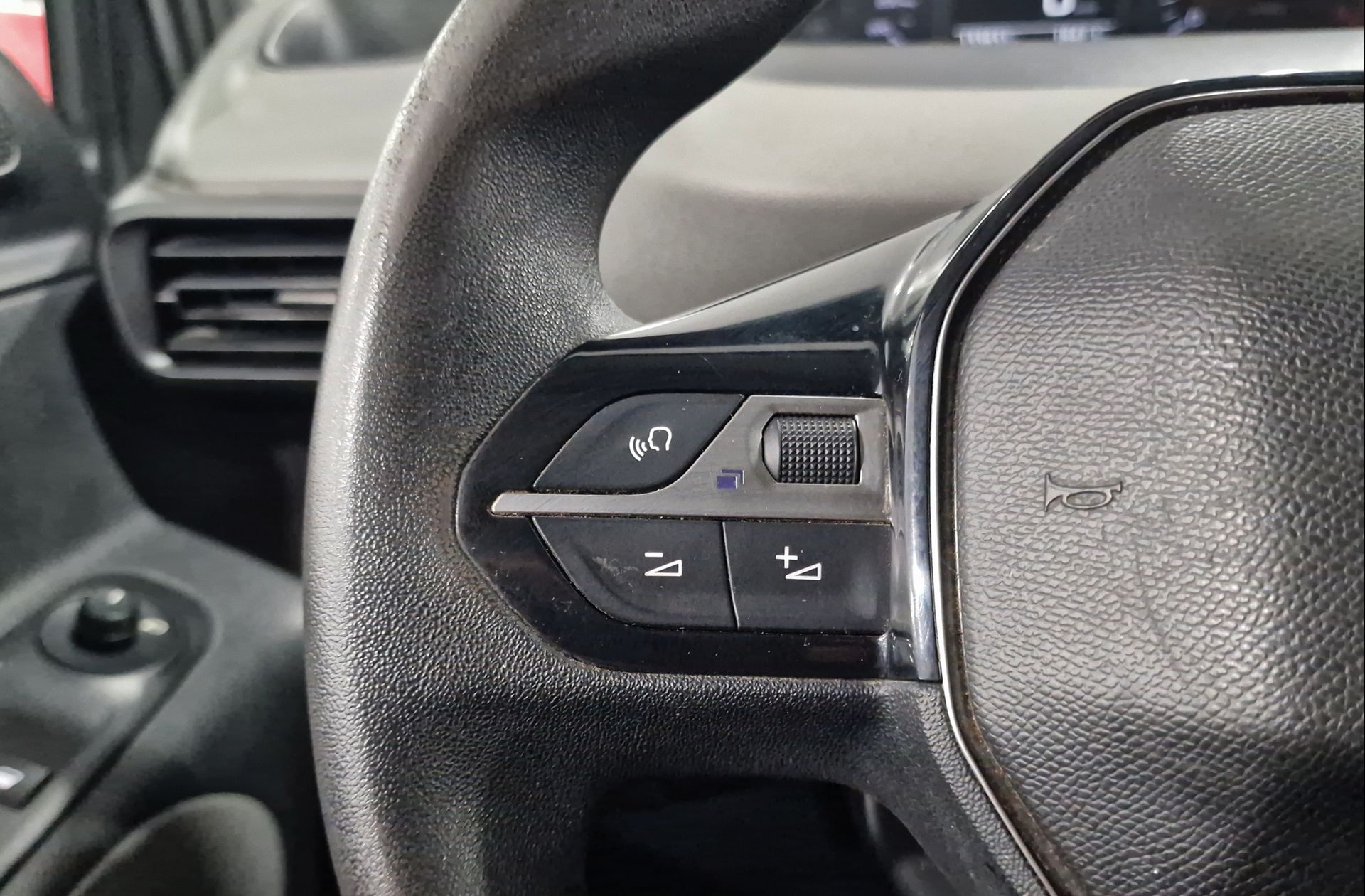 Peugeot Rifter BlueHDi 130 Active Standard - foto 25