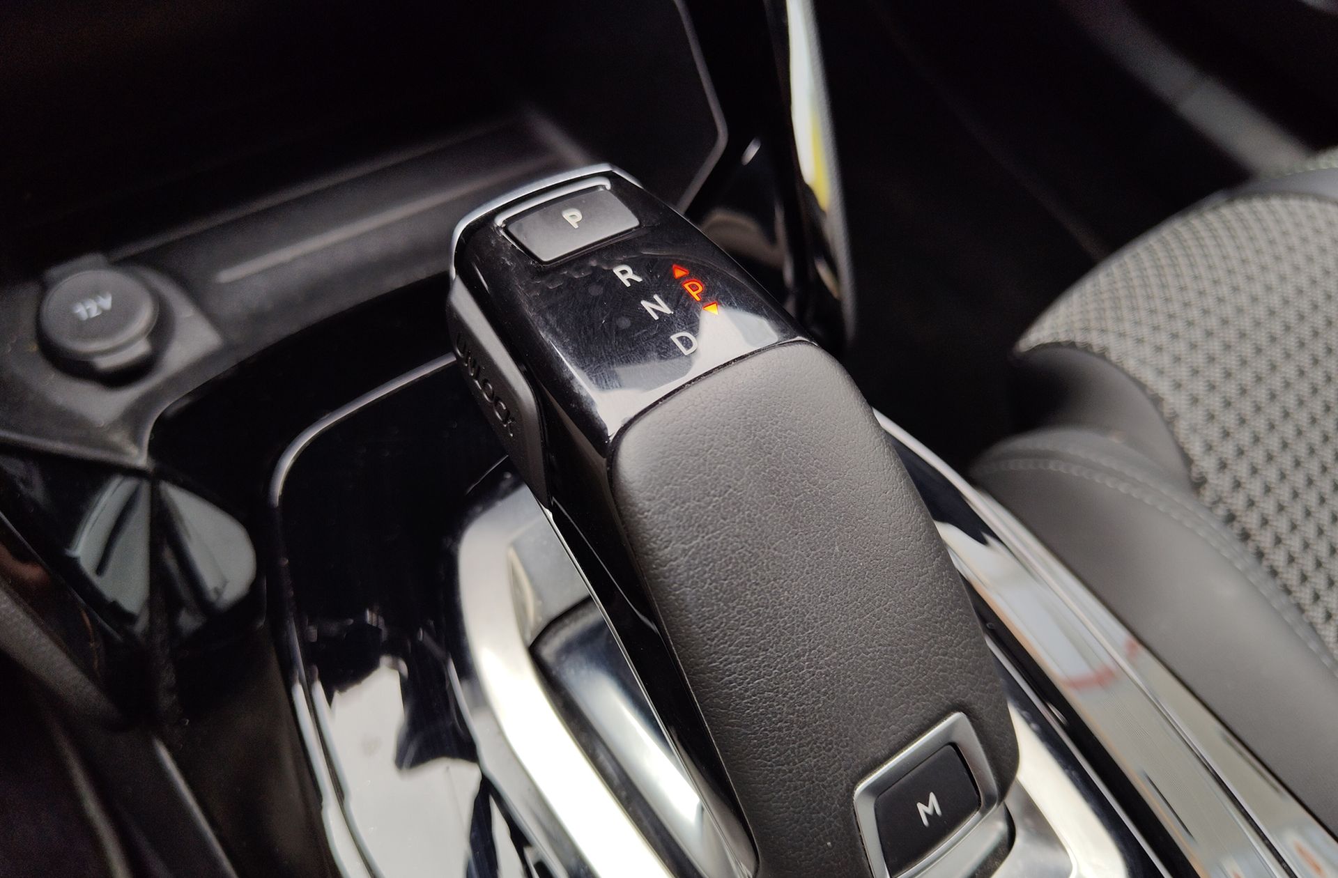 Peugeot 2008 PureTech 130 GT Line EAT8 - foto 6