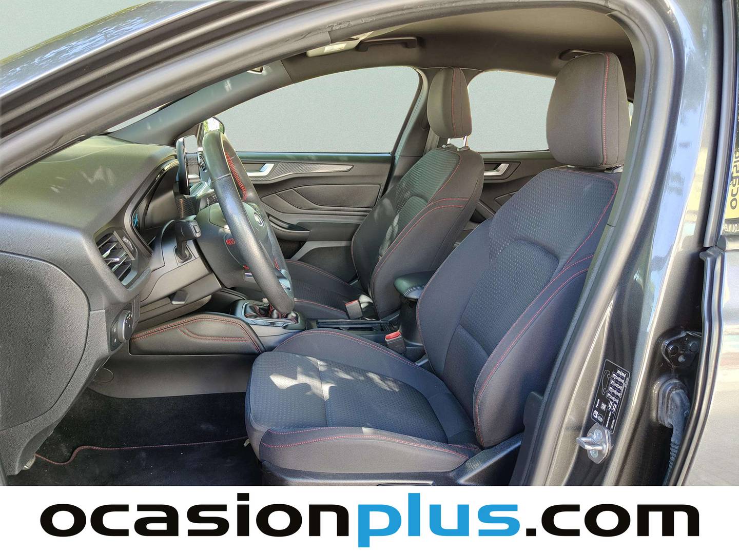 Foto asientos delanteros Ford Focus Ford Focus 1.0 Ecoboost S&S ST-Line (125 CV)