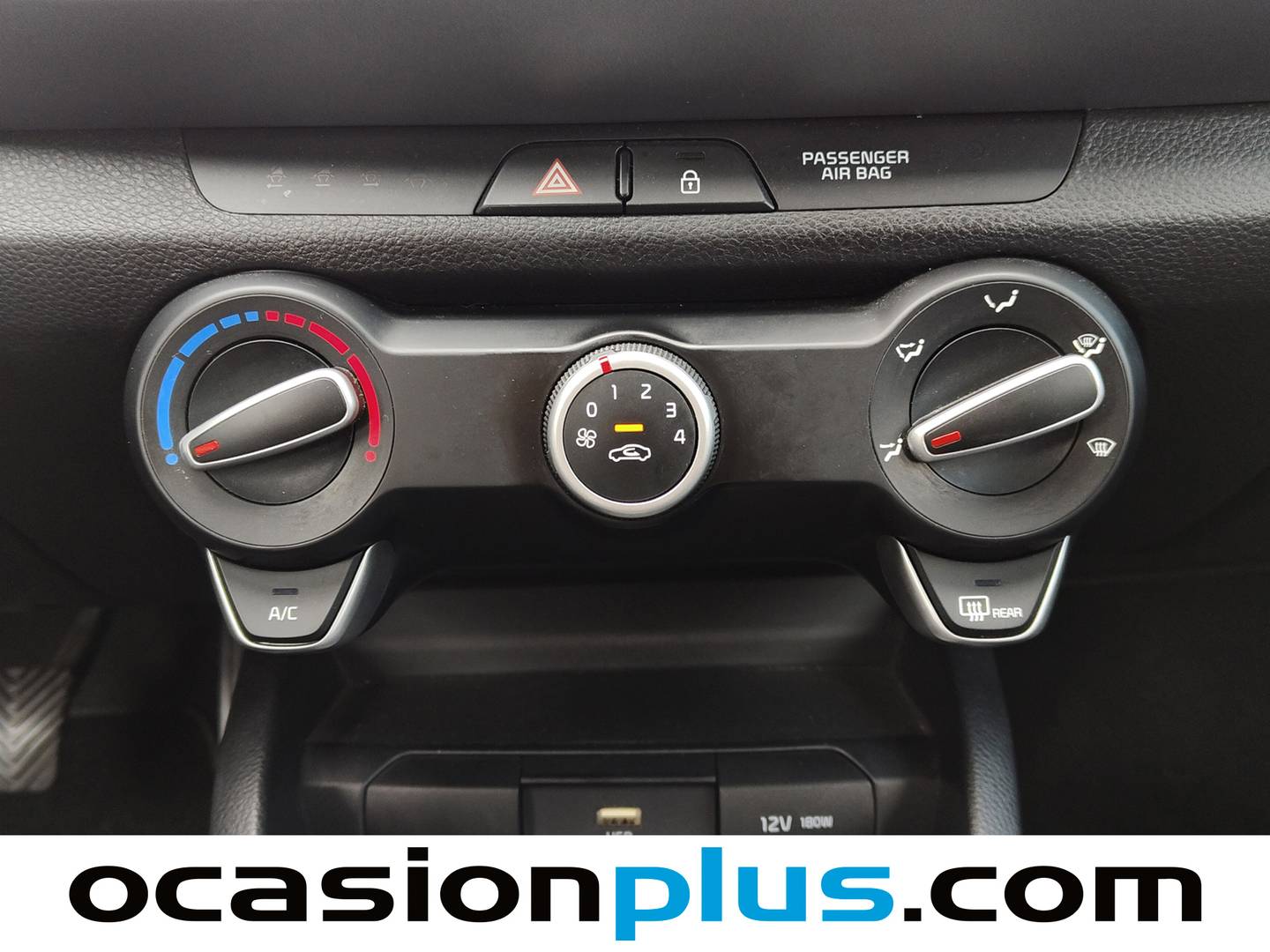 Acabados KIA Stonic KIA Stonic 1.0 T-GDi MHEV Concept Plus (100 CV)
