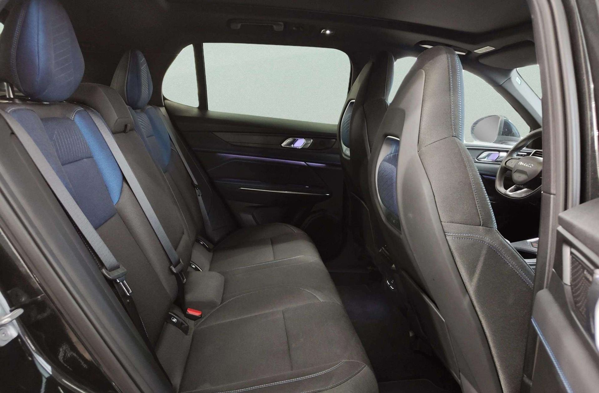 Lynk & Co 01 1.5 PHEV - foto 22