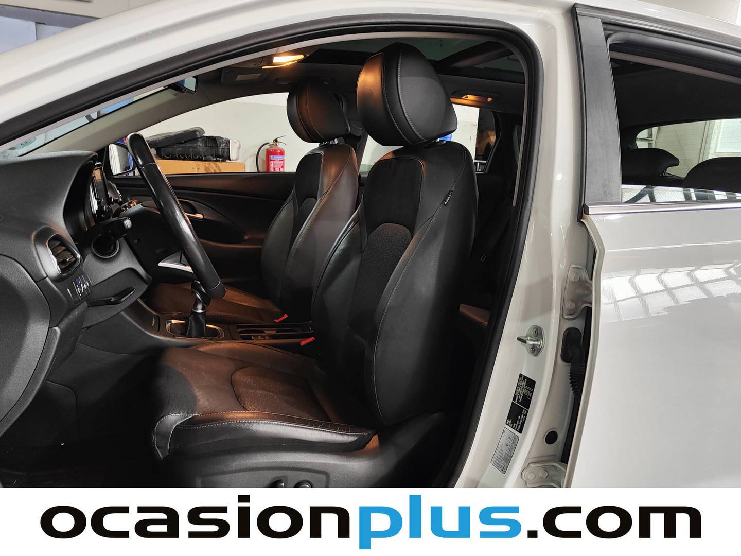 Foto asientos delanteros Hyundai i30 Hyundai i30 1.4 TGDI Style Sky (140 CV)