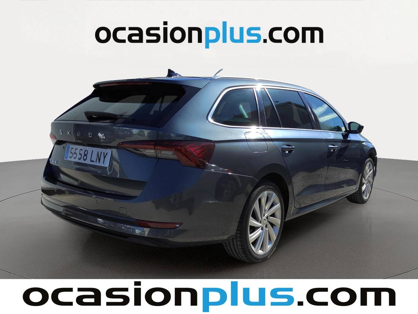 Foto trasera Skoda Octavia Skoda Octavia Combi 1.5 TSI Style (150 CV) derecha