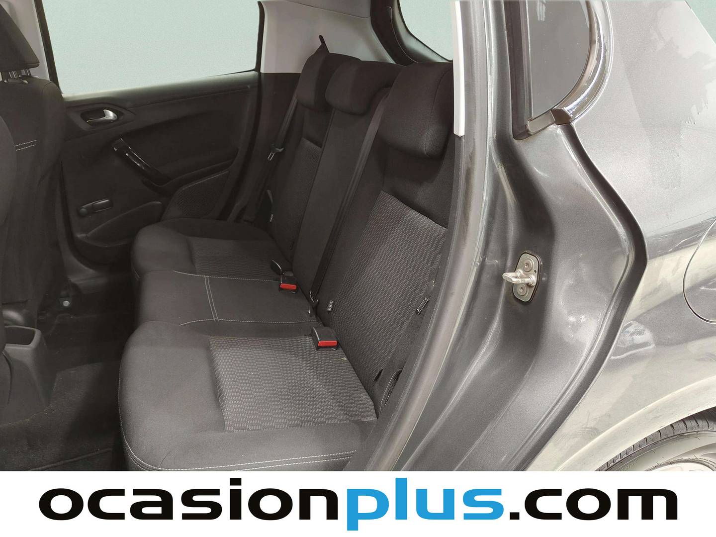 Foto asientos traseros Peugeot 208 Peugeot 208 1.2 PureTech Active (82 CV)