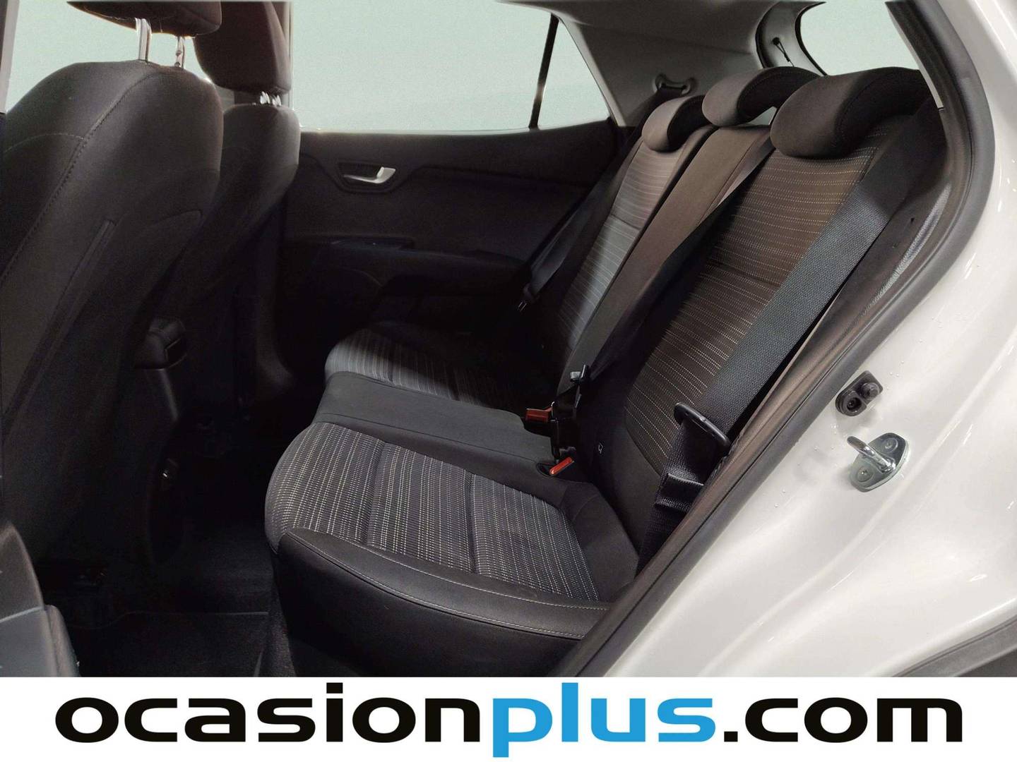 Foto asientos traseros KIA Stonic KIA Stonic 1.0 T-GDi MHEV Drive (100 CV)