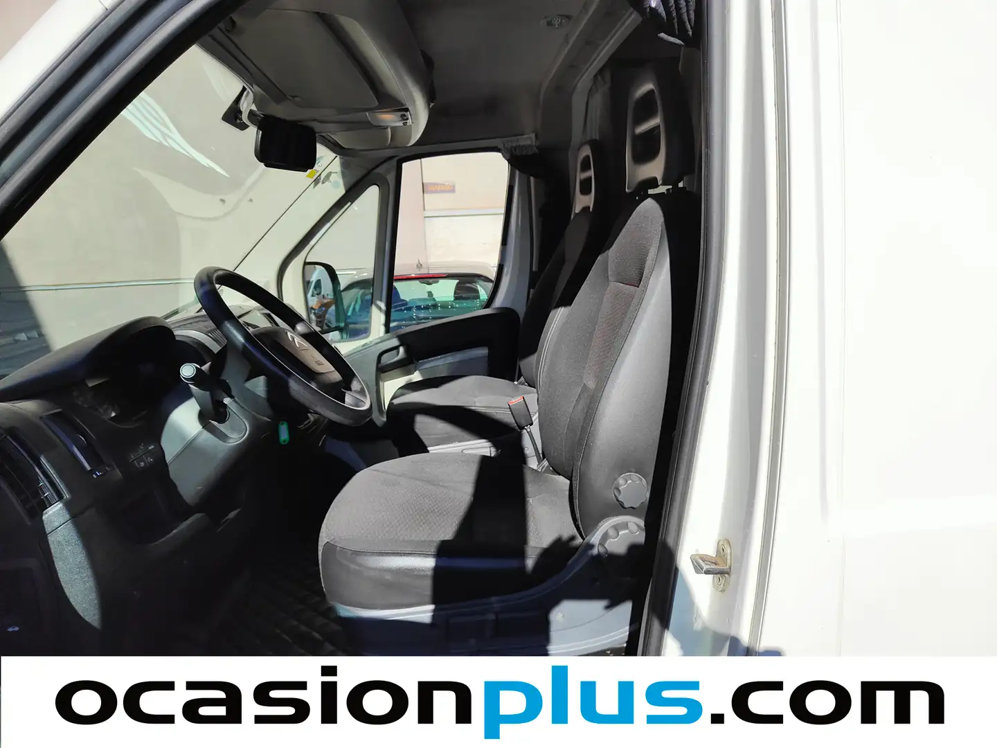 Foto Citroën Jumper Citroen Jumper BlueHDi 130 35 L3H3 (130 CV) Camperizada