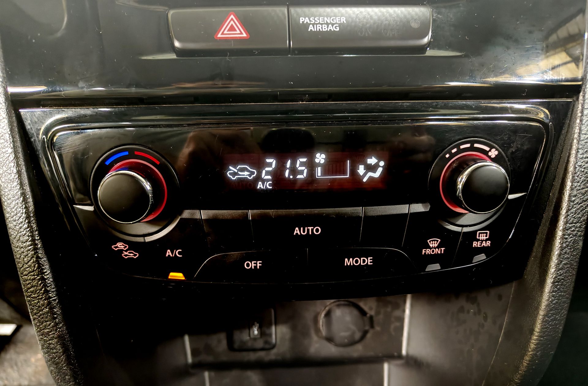 Suzuki Vitara 1.6 VVT GLX - foto 32