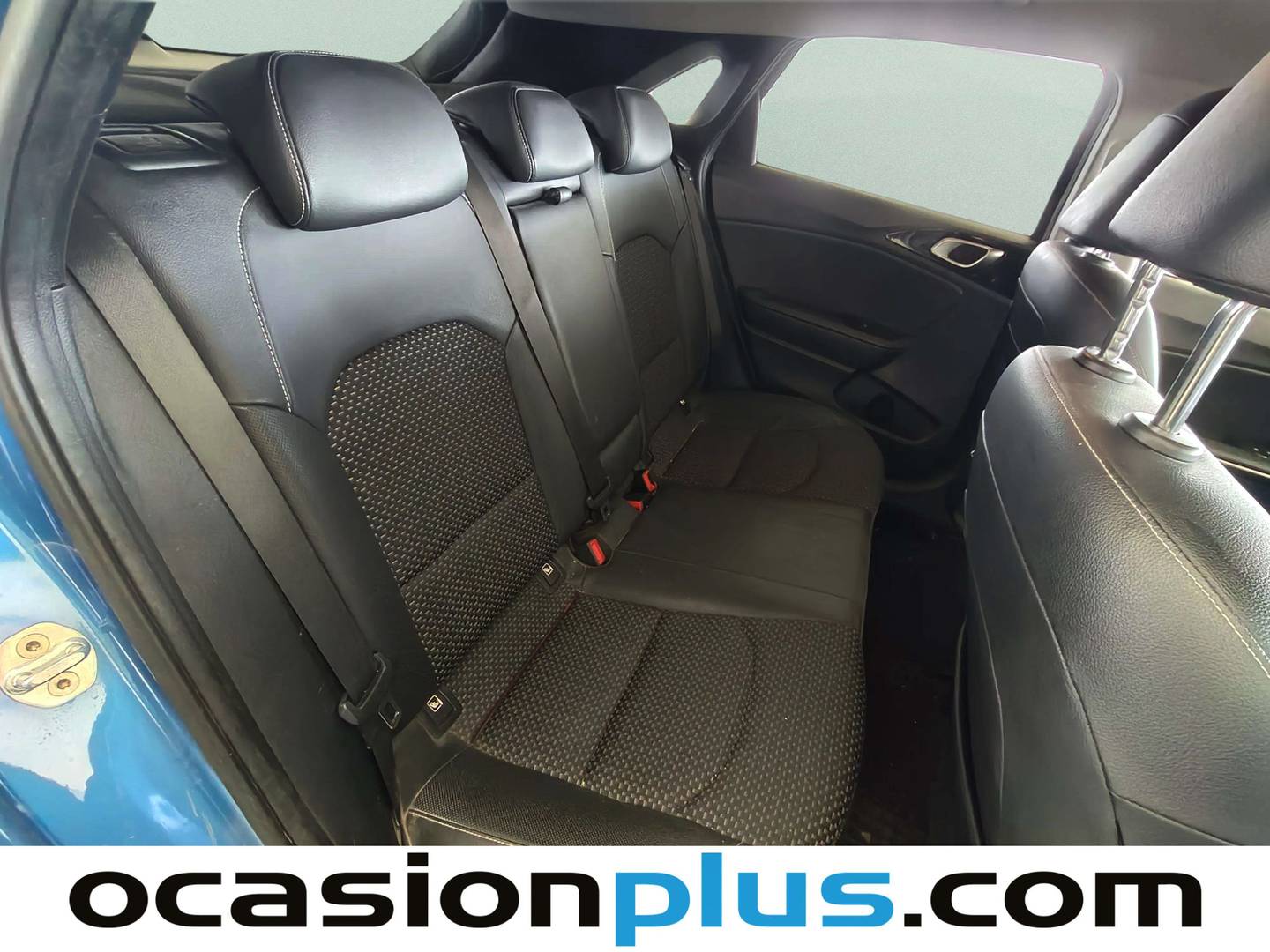 Foto KIA Ceed Kia Ceed 1.6 CRDi Tech DCT (136 CV)