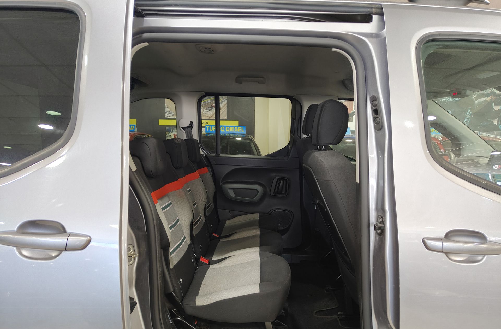 Citroën Berlingo Combi BlueHDi 100 Talla M Feel Pack - foto 17