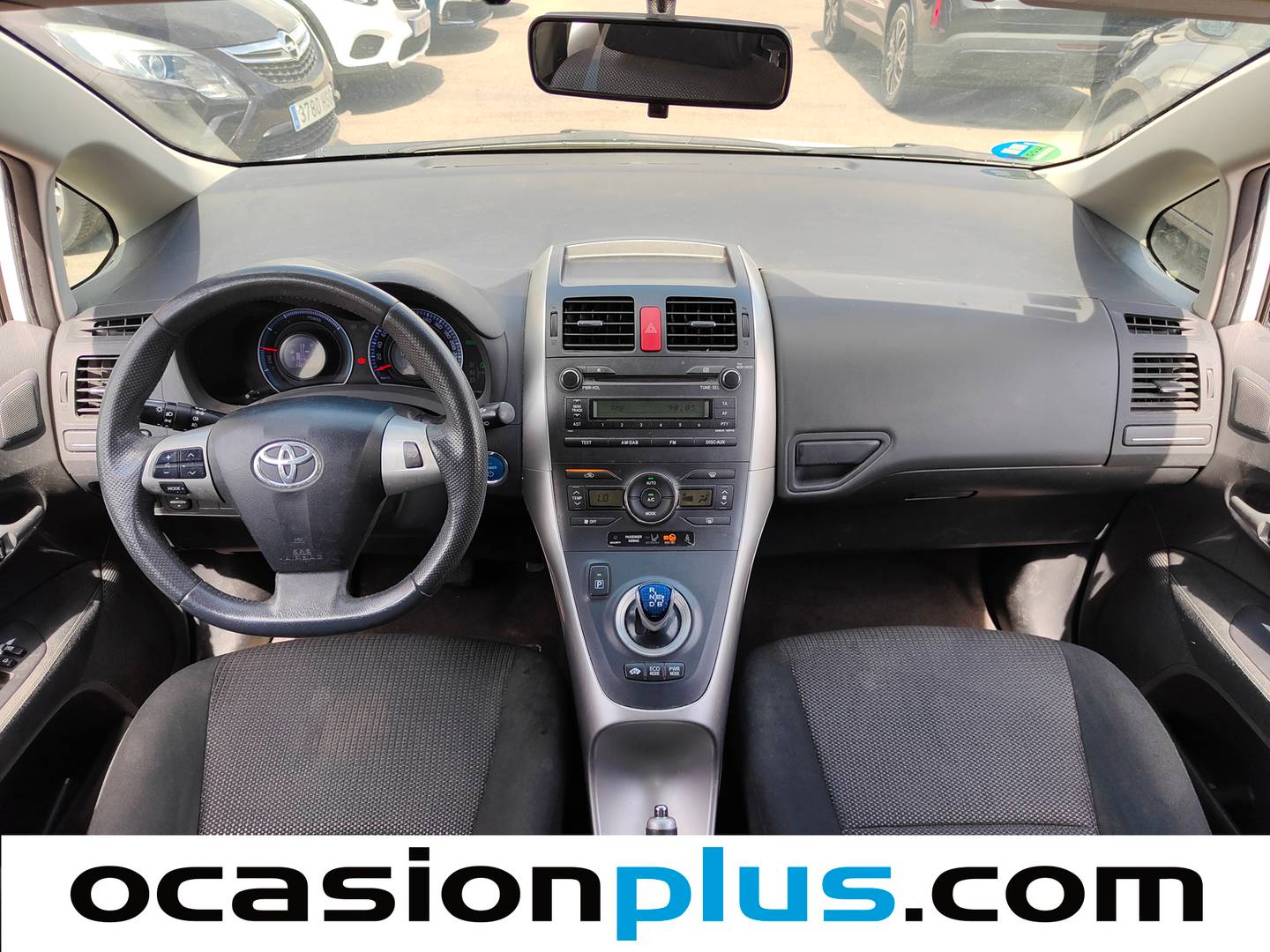 Toyota Auris Toyota Auris 1.8 Híbrido Active (135 CV) de ocasión