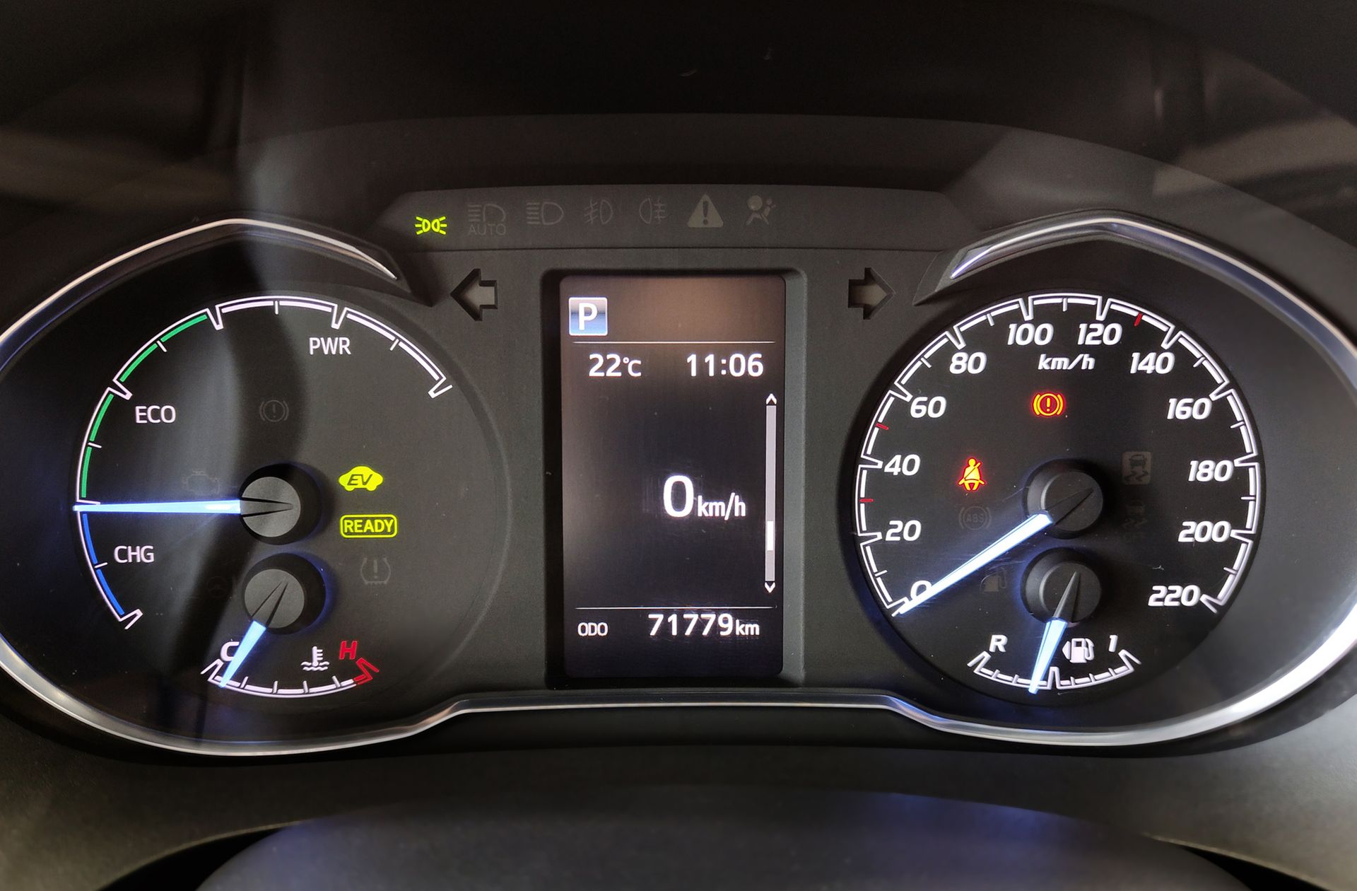 Toyota Yaris 1.5 Hybrid Active - foto 23