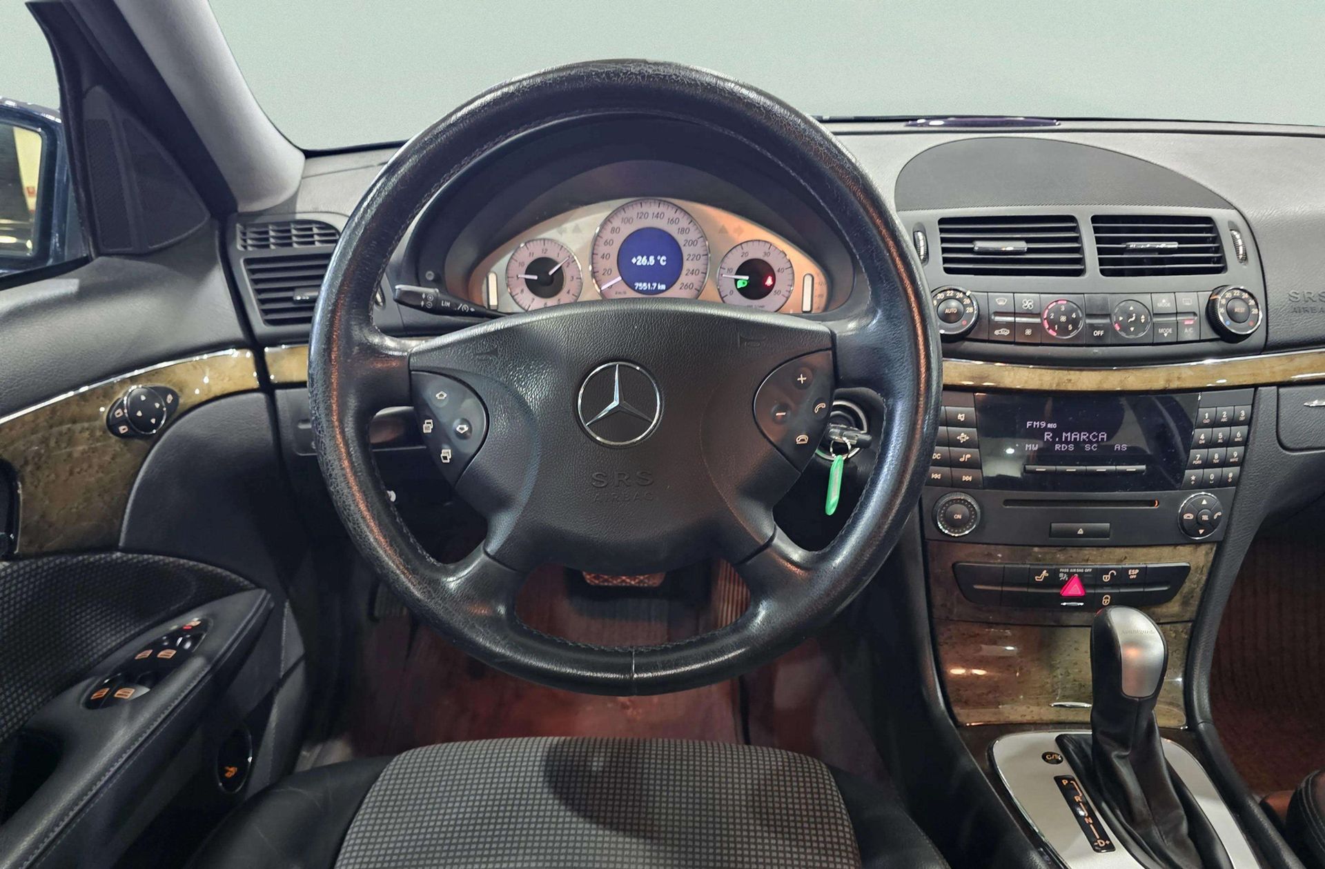 Mercedes-Benz Clase E E220 CDI Elegance - foto 19