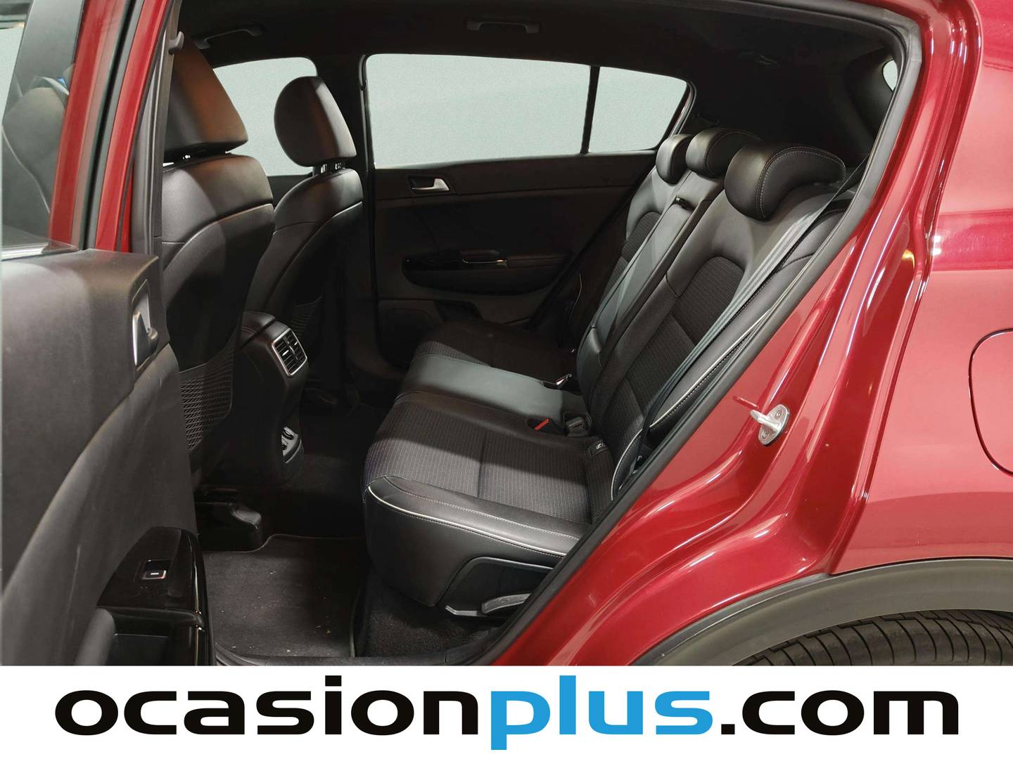 Foto asientos traseros KIA Sportage KIA Sportage 1.6 MHEV GT Line Essential Plus 4x2 DCT (177 CV)