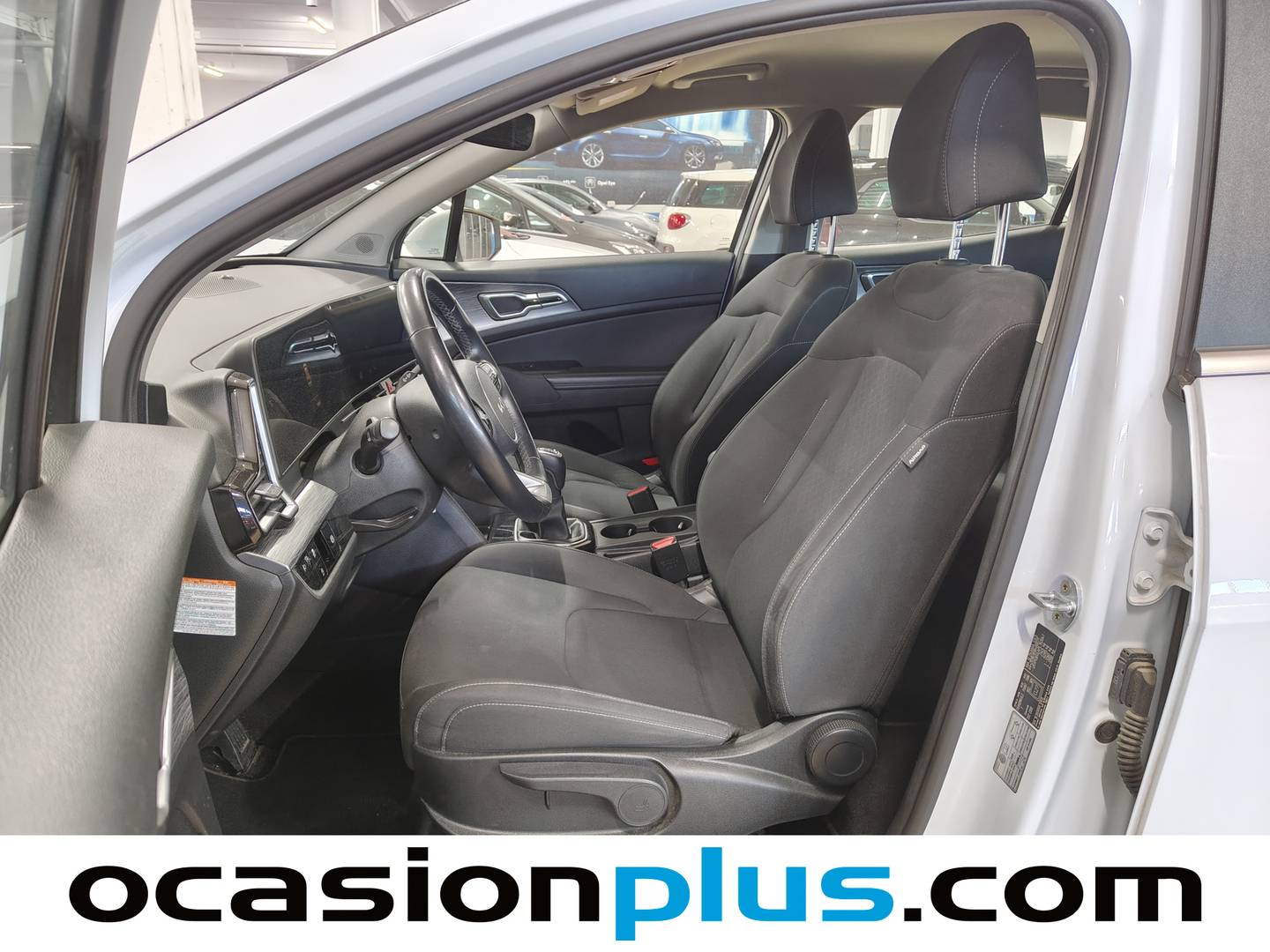 Foto KIA Sportage Kia Sportage 1.6 CRDi MHEV Business 4x2 (136 CV)