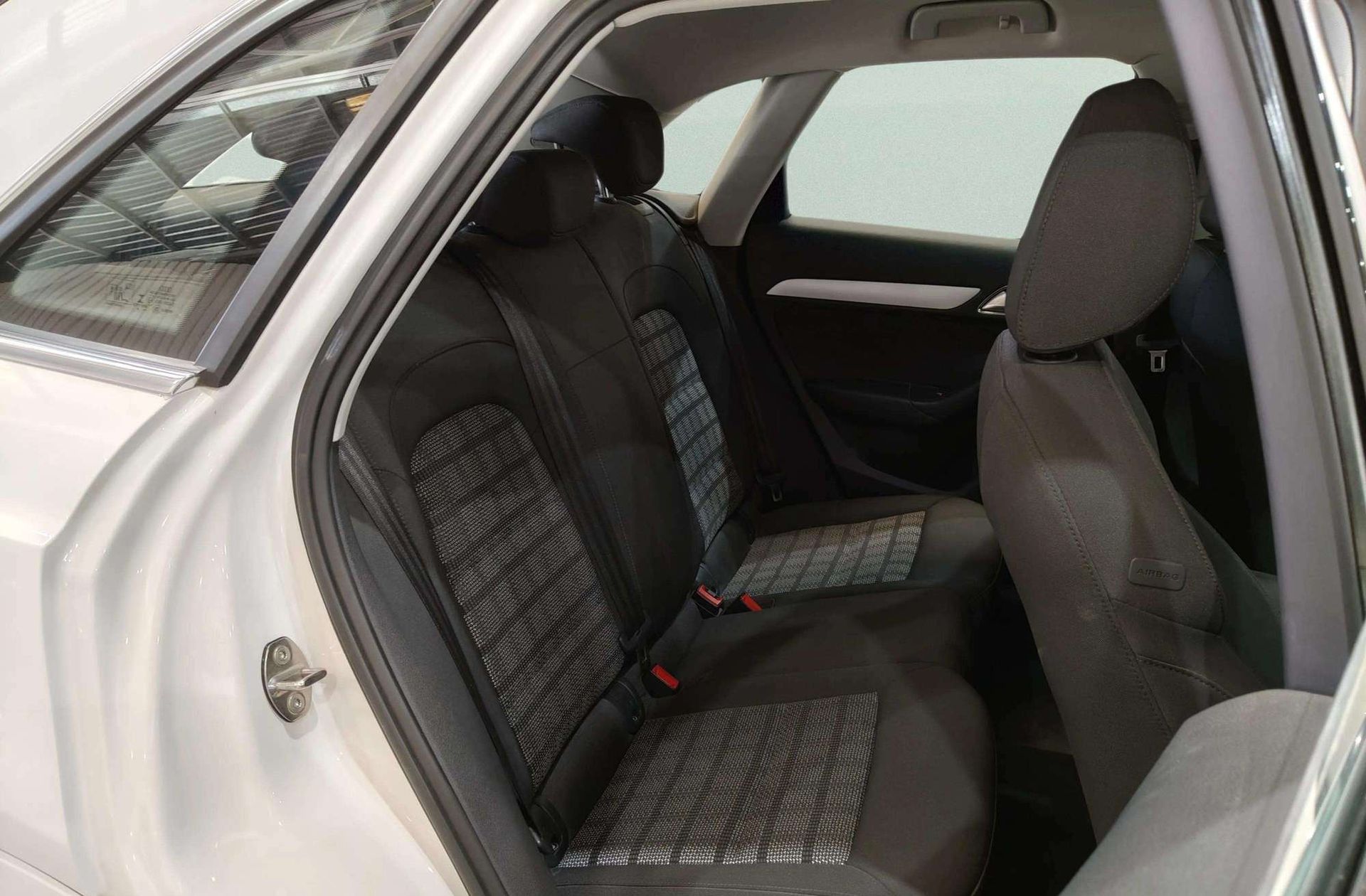 Audi Q3 Sport edition 1.4 TFSI CoD S tronic - foto 18
