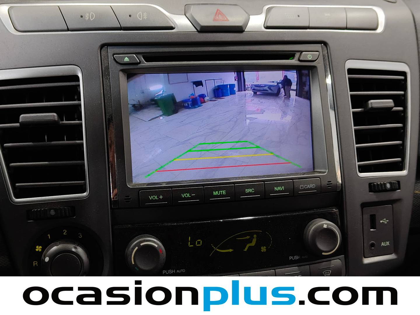 Equipamiento del SsangYong Rodius Ssangyong Rodius 2.0 e-Xdi Premium (155 CV) 7 Plazas