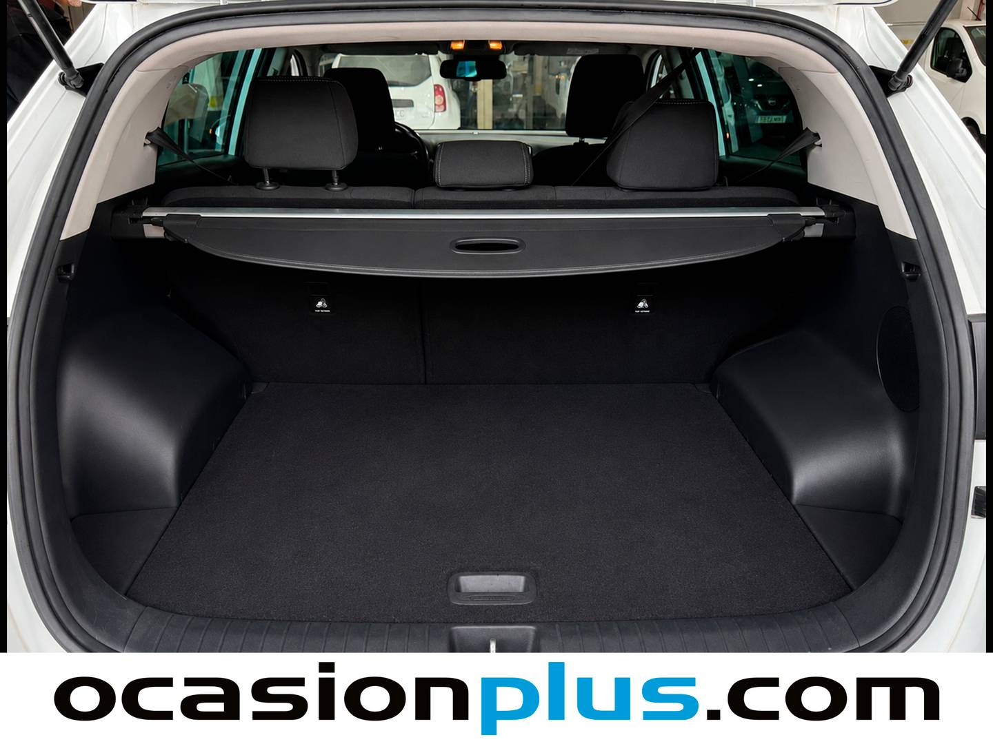 Fotos maletero KIA Sportage KIA Sportage 1.6 GDi x-Tech18 4x2 (132 CV)