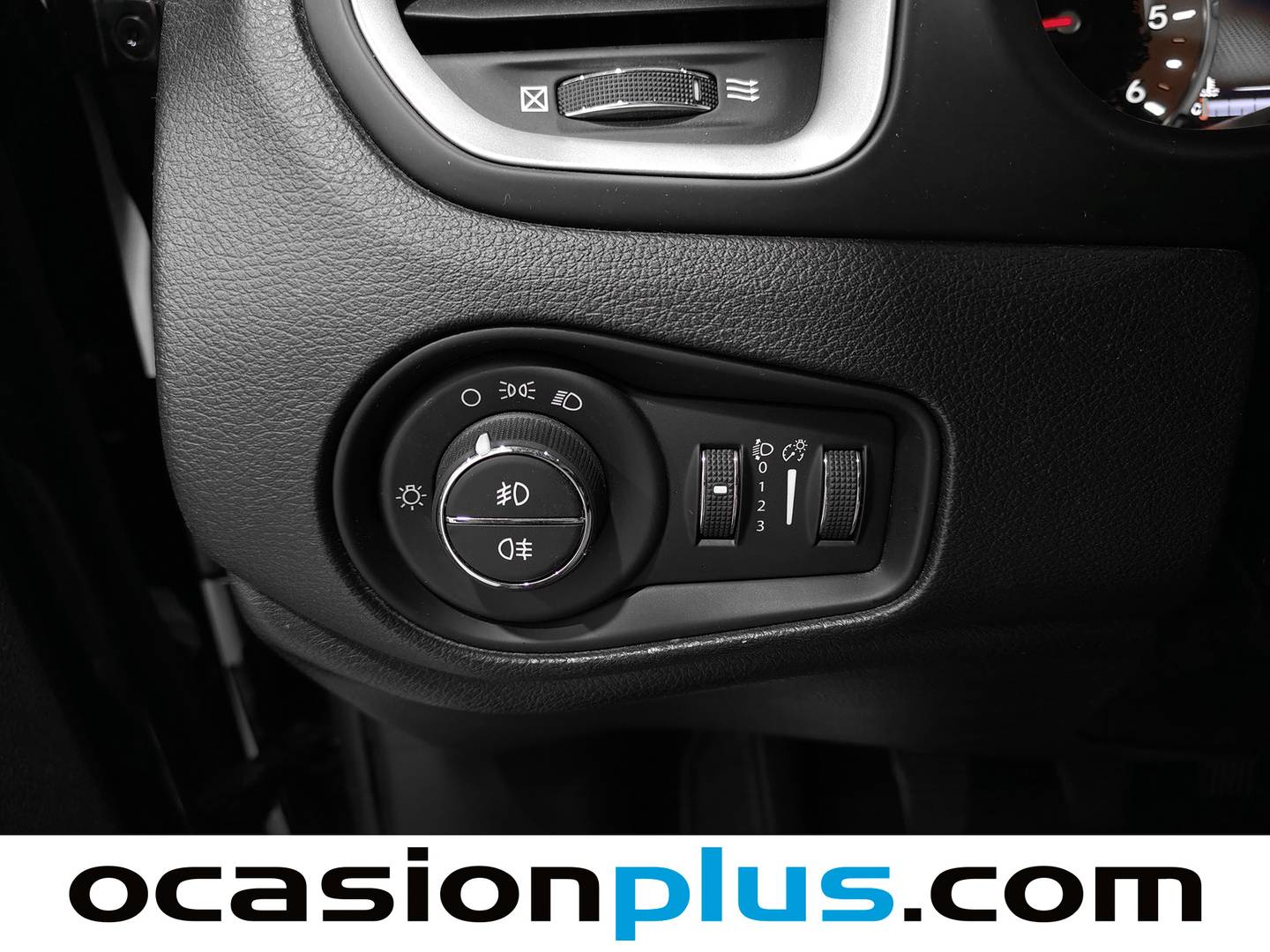 Extras del Jeep Renegade Jeep Renegade 1.6 Multijet Limited 4x2 (120 CV)