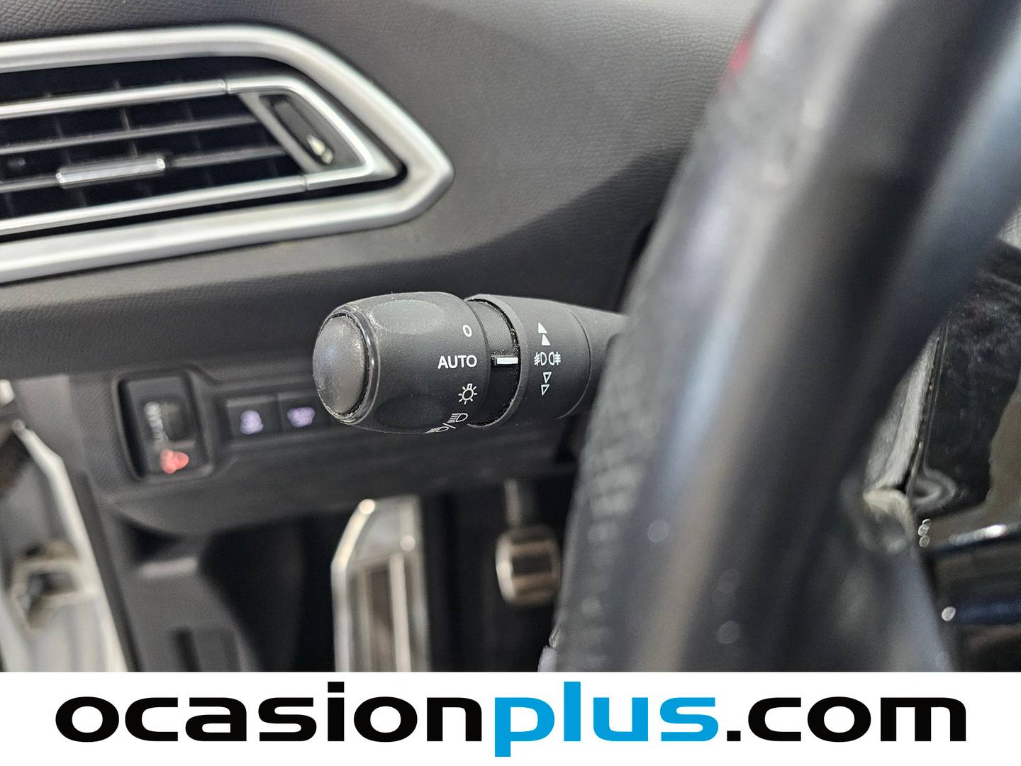 Peugeot 308 Peugeot 308 1.2 PureTech S&S Active (130 CV) seminuevo