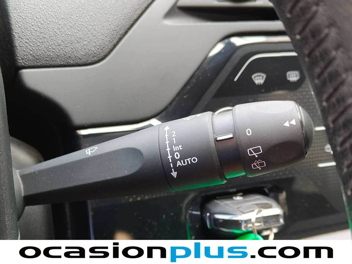 Equipamiento del Citroën C4 Picasso Citroën C4 Picasso PureTech 130 S&S Live Edition (130 CV)