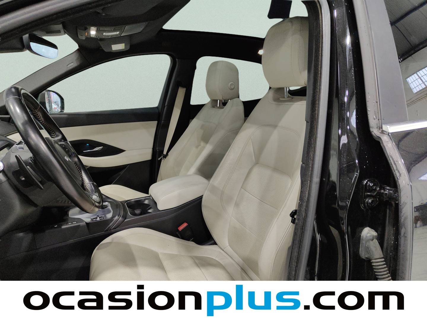 Foto Jaguar E-Pace Jaguar E-PACE 2.0D R-Dynamic S 4WD Auto (240 CV)