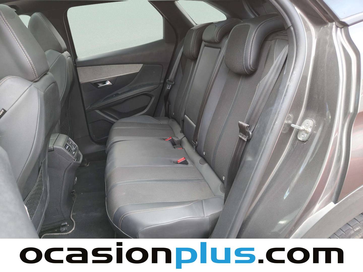 Foto Peugeot 3008 Peugeot 3008 PureTech 130 S&S GT EAT8  (130 CV)