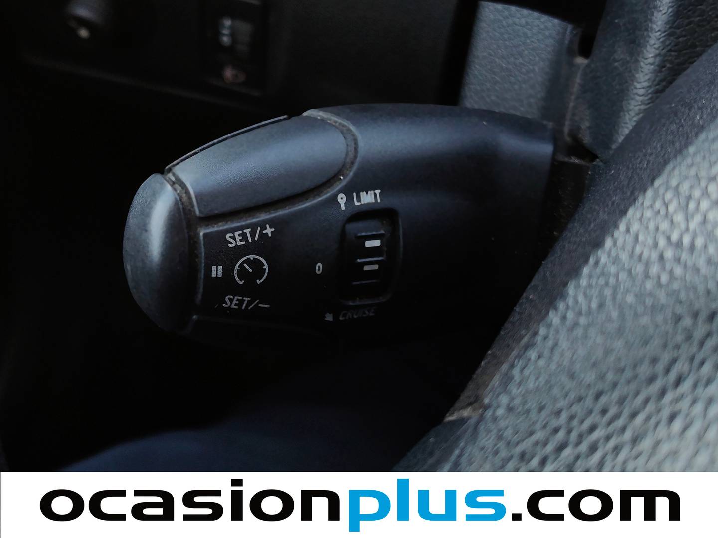 Foto Peugeot Partner Peugeot Partner Tepee 1.6 BlueHDi 100 Outdoor (100 CV)