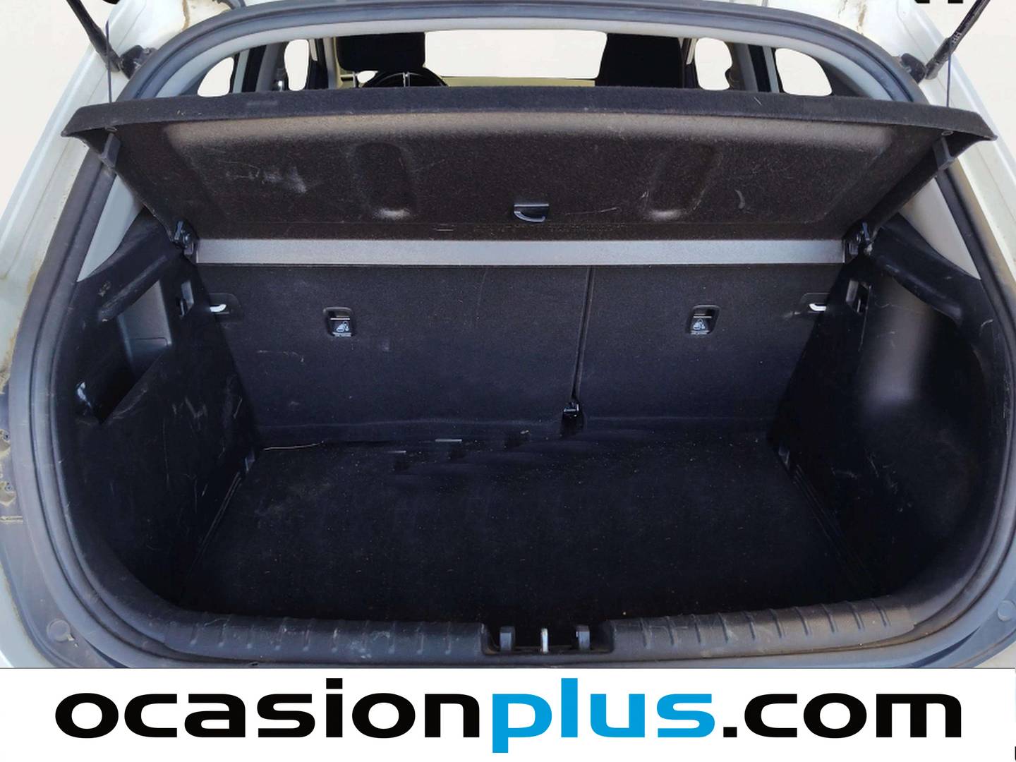 Fotos maletero KIA Stonic KIA Stonic 1.0 T-GDi Drive (100 CV)