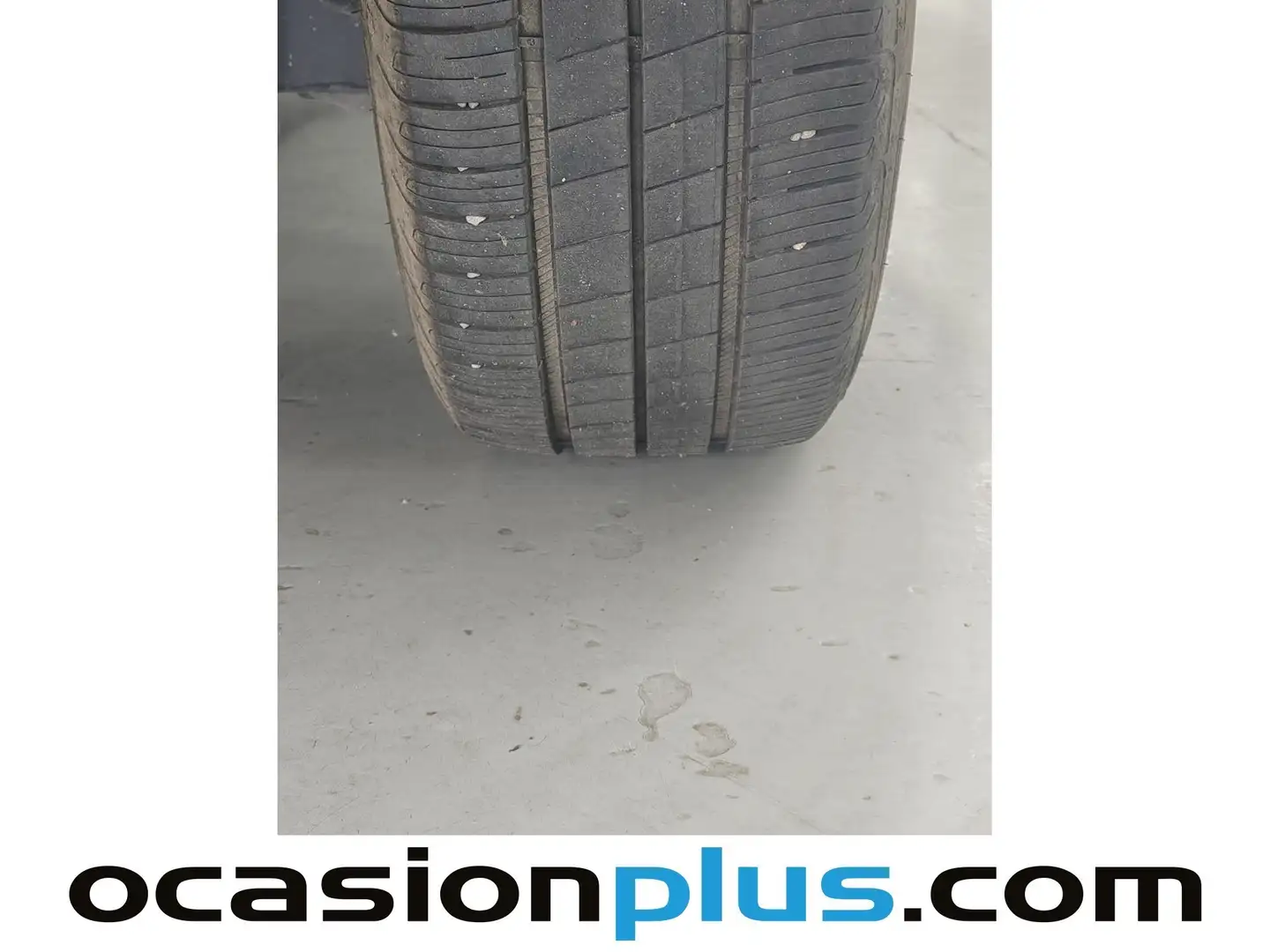 Foto Citroën C4 X Citroen C4 X PureTech 130 S&S Plus EAT8 (131 CV)