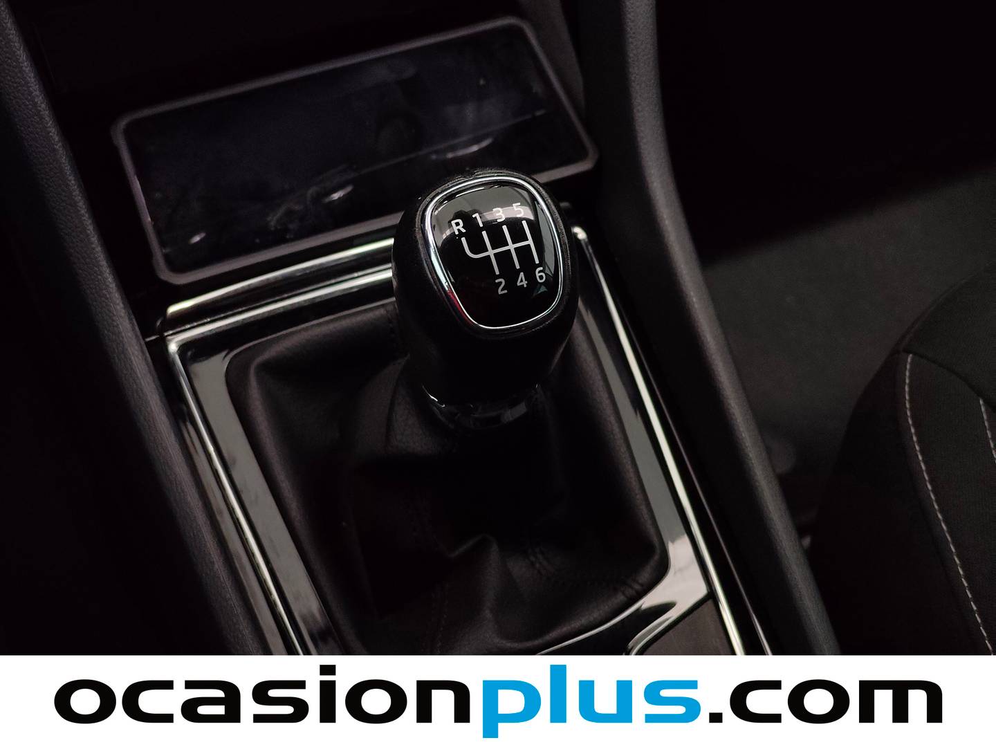 Foto Skoda Karoq Skoda Karoq 2.0 TDI Selection (115 CV)