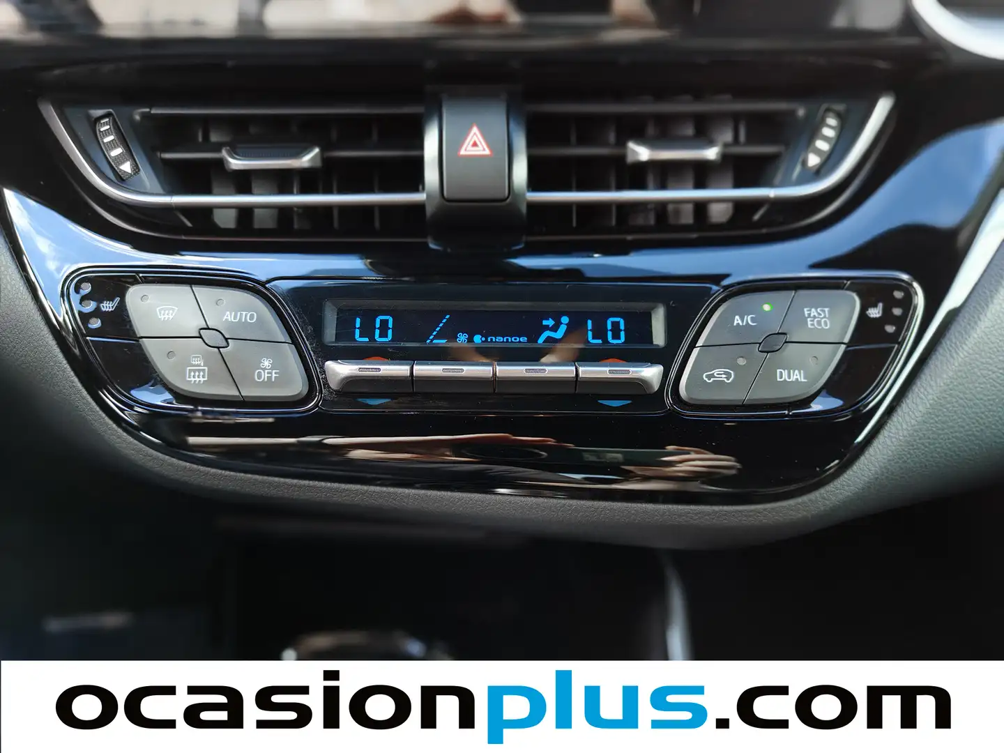 Foto Toyota C-HR Toyota C-HR 180H GR Sport Black Edition Auto (184 CV)