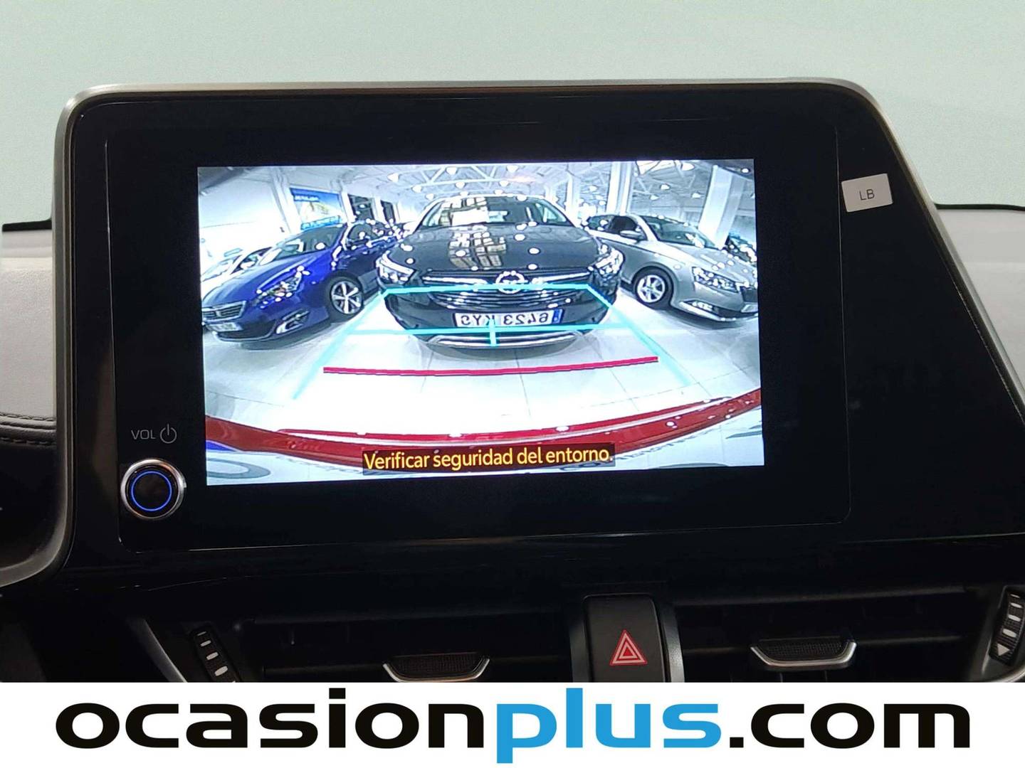 Equipamiento del Toyota C-HR Toyota C-HR 1.8 125H Advance (122 CV)