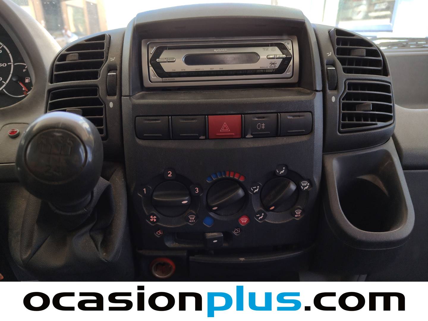 Foto Benimar ANTHUS Benimar ANTHUS 2.3 Diesel 5000 LF (110 CV) 4 Plazas