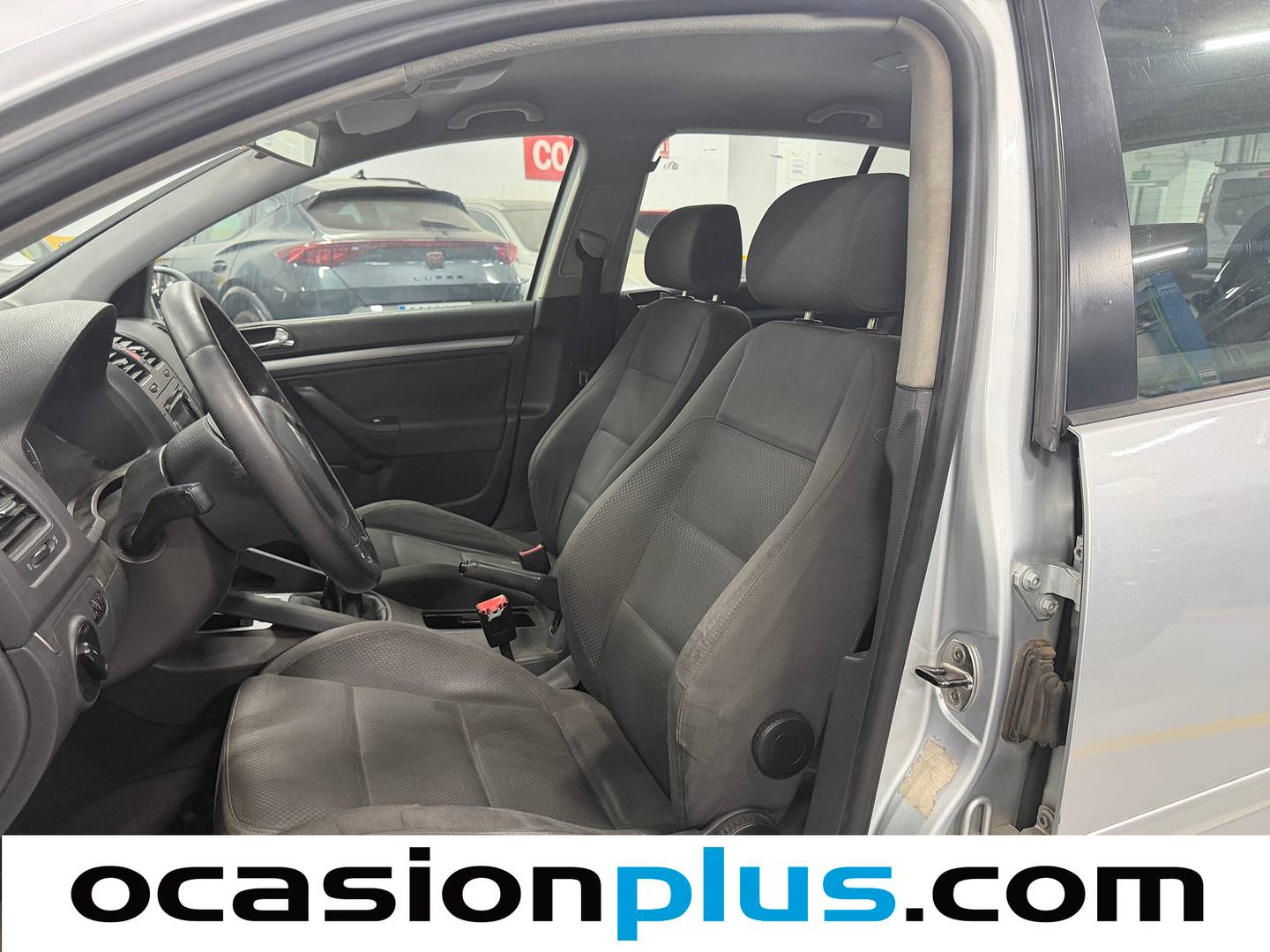 Foto asientos delanteros Volkswagen Golf Volkswagen Golf Sportline 1.6 FSI (115 CV)