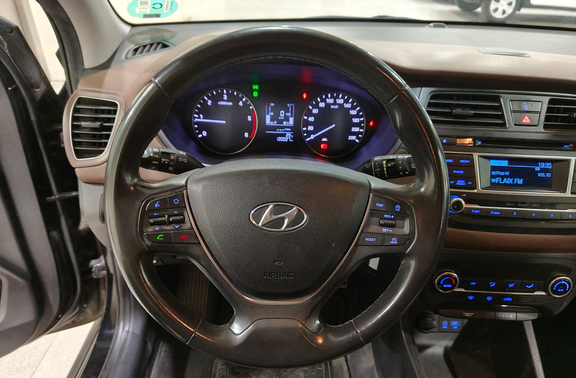 Hyundai i20 1.4 CRDi Tecno - foto 17