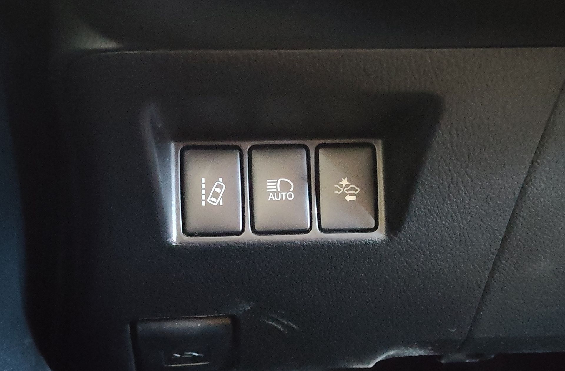 Toyota Yaris 1.5 Hybrid Active - foto 26