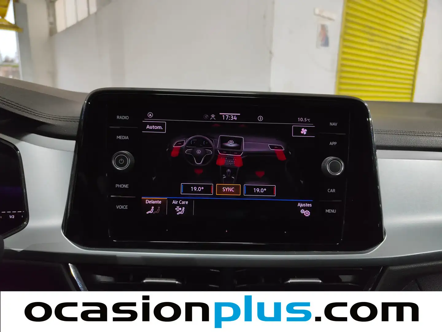 Foto Volkswagen T-Roc Volkswagen T-Roc Life 1.5 TSI (150 CV)