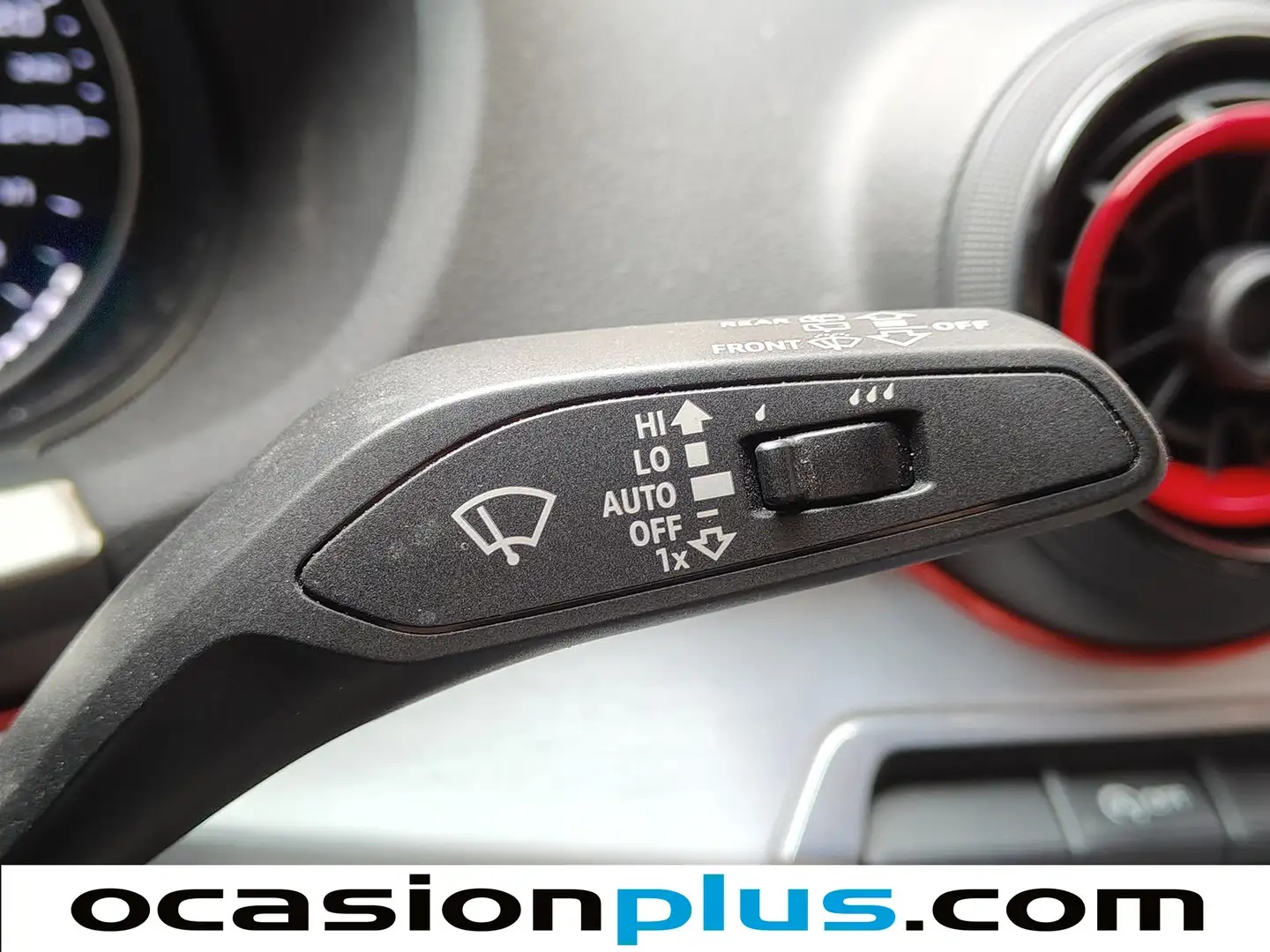 Foto Audi Q2 Audi Q2 design edition 1.6 TDI  (116 CV)