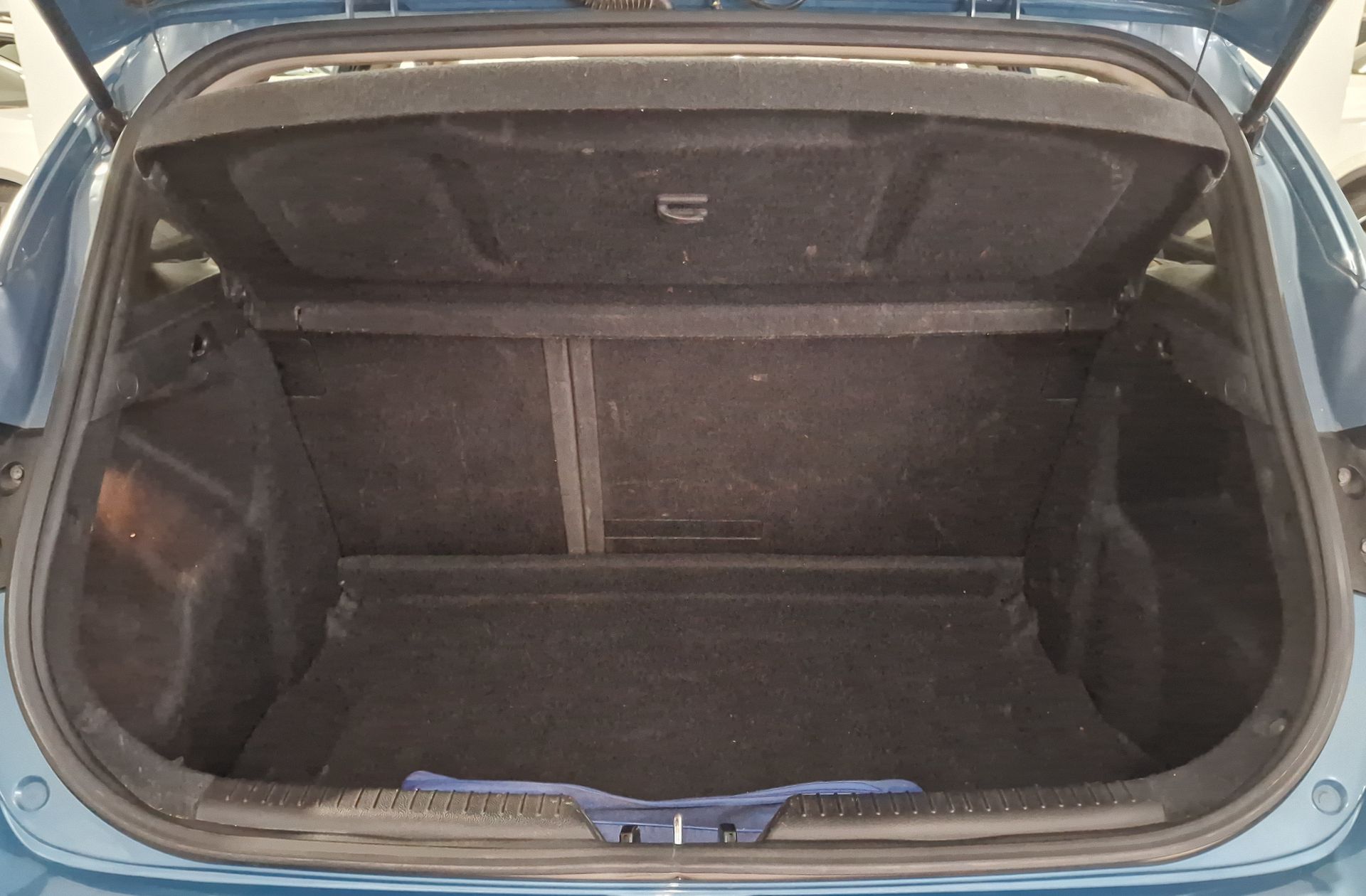 Hyundai i30 1.4 GL City - foto 12