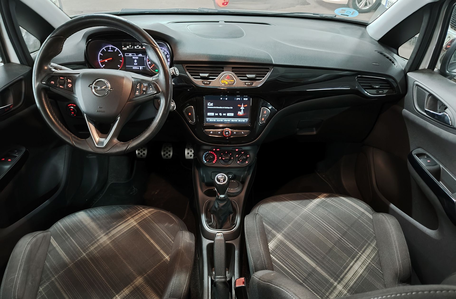 Opel Corsa 1.4 Color Edition - foto 6