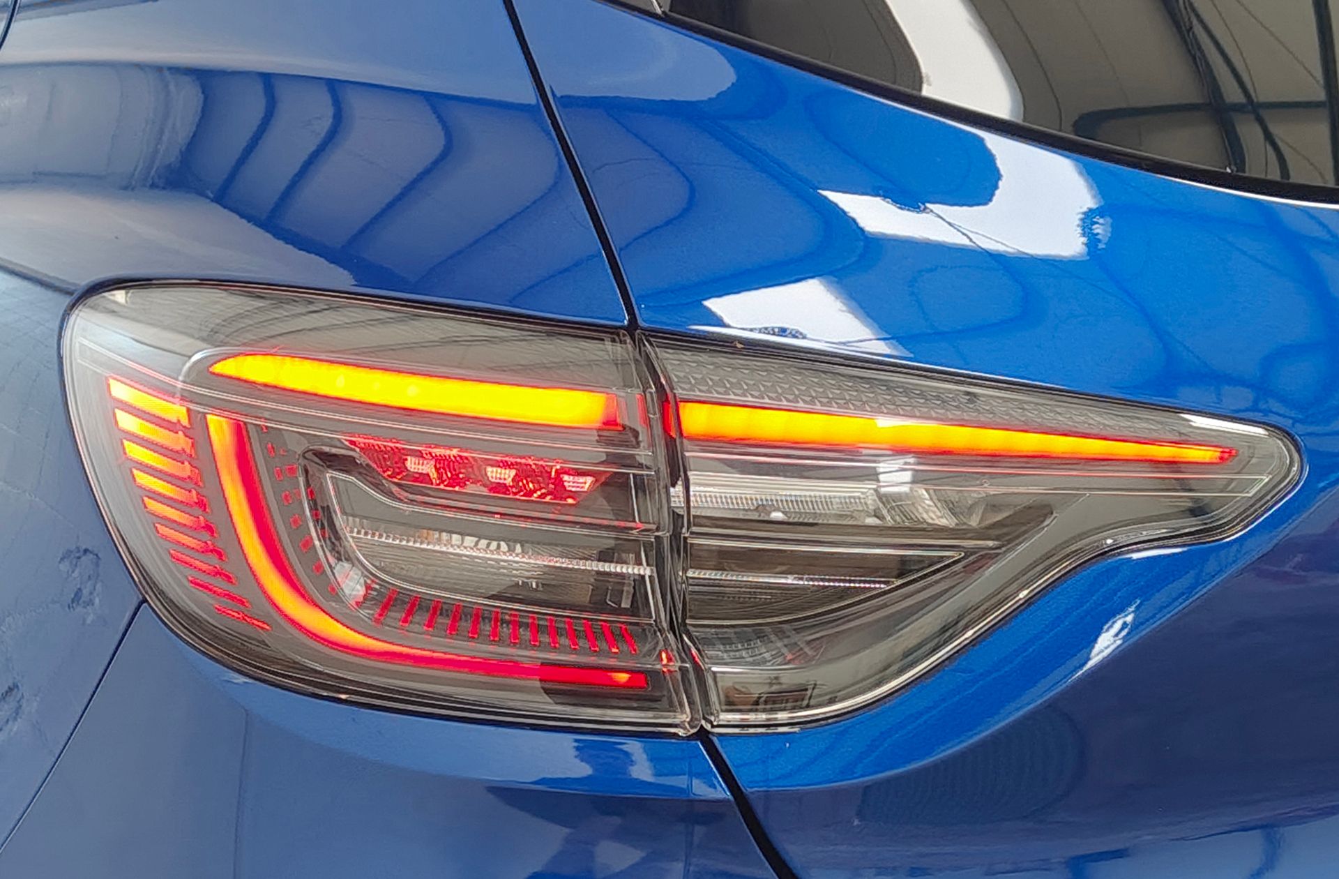Renault Clio Esprit Alpine E-Tech - foto 16