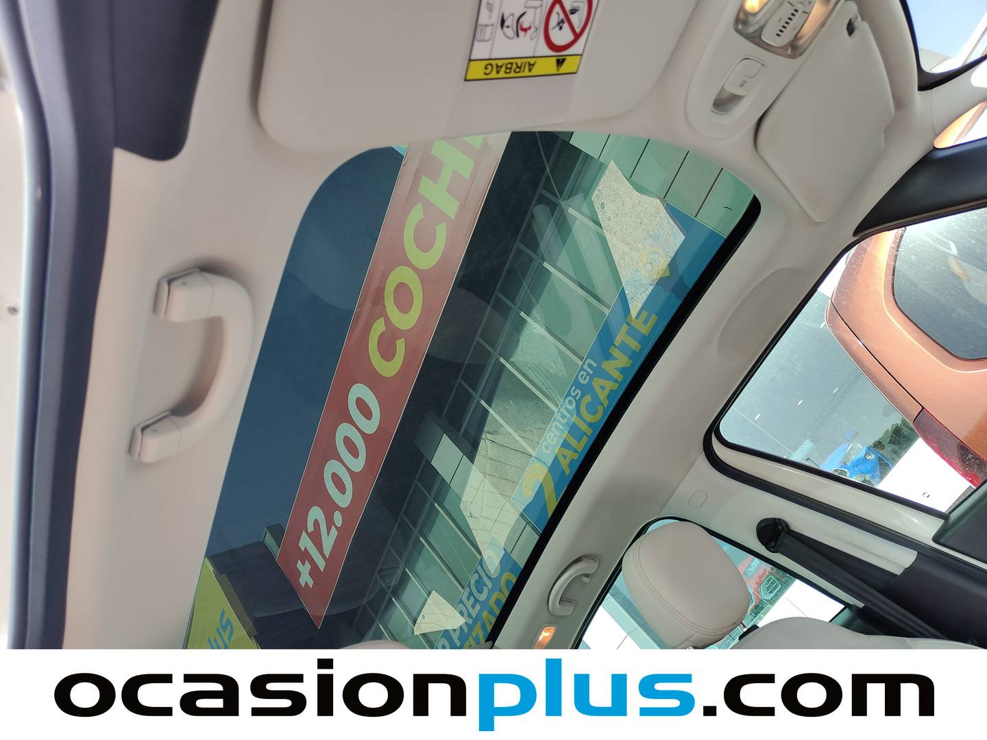 Extras y acabados del Fiat 500L Fiat 500L 1.4 16v Lounge (95 CV)