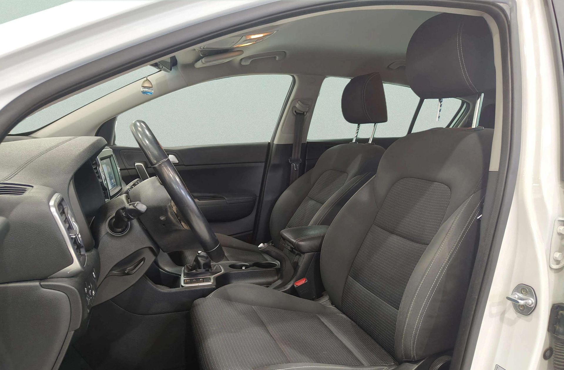 Kia Sportage 1.7 CRDi VGT Eco-Dynamics x-Tech17 4x2 - foto 10