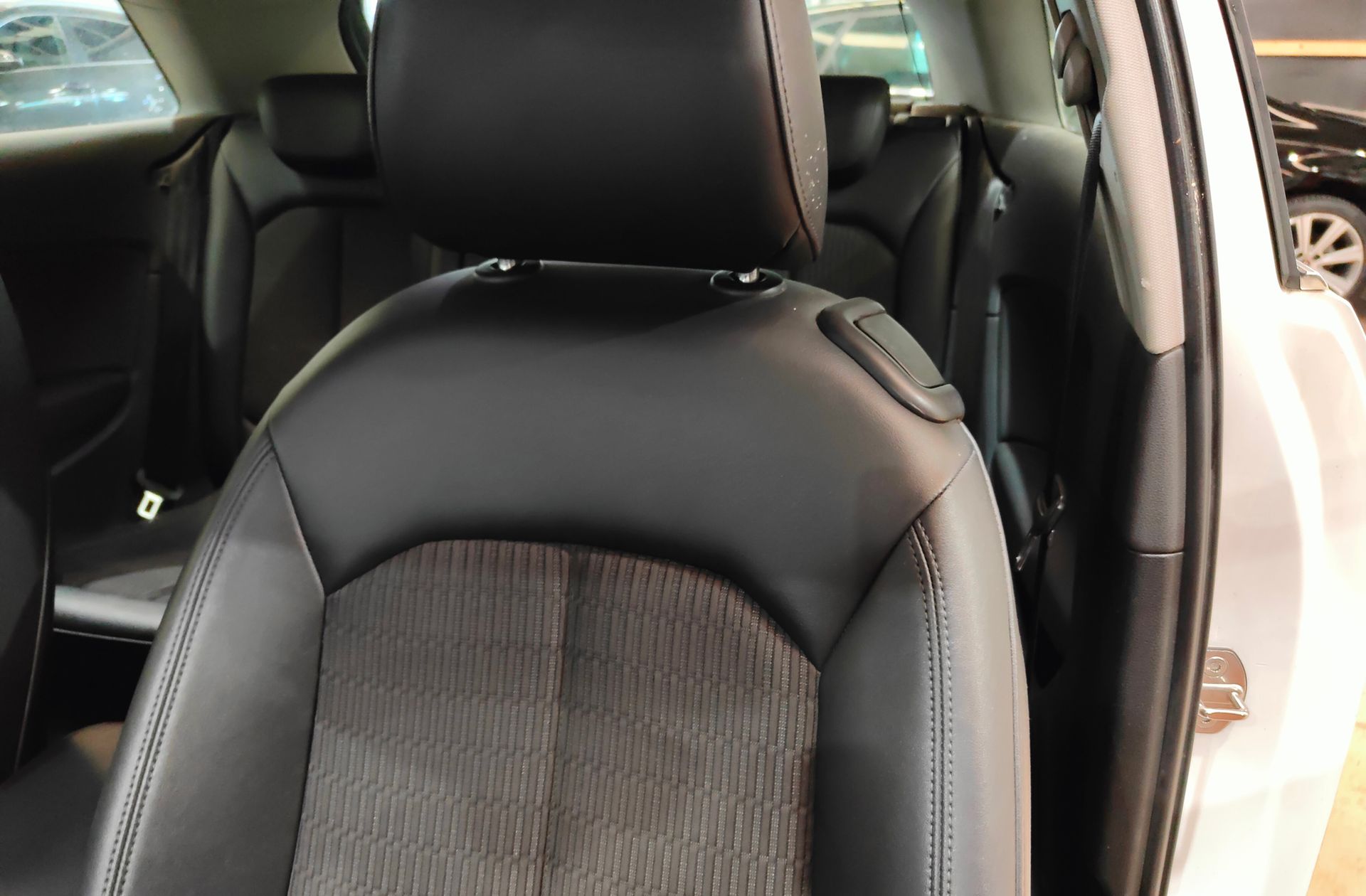 Audi A3 Advanced 1.6 TDI clean diesel - foto 10