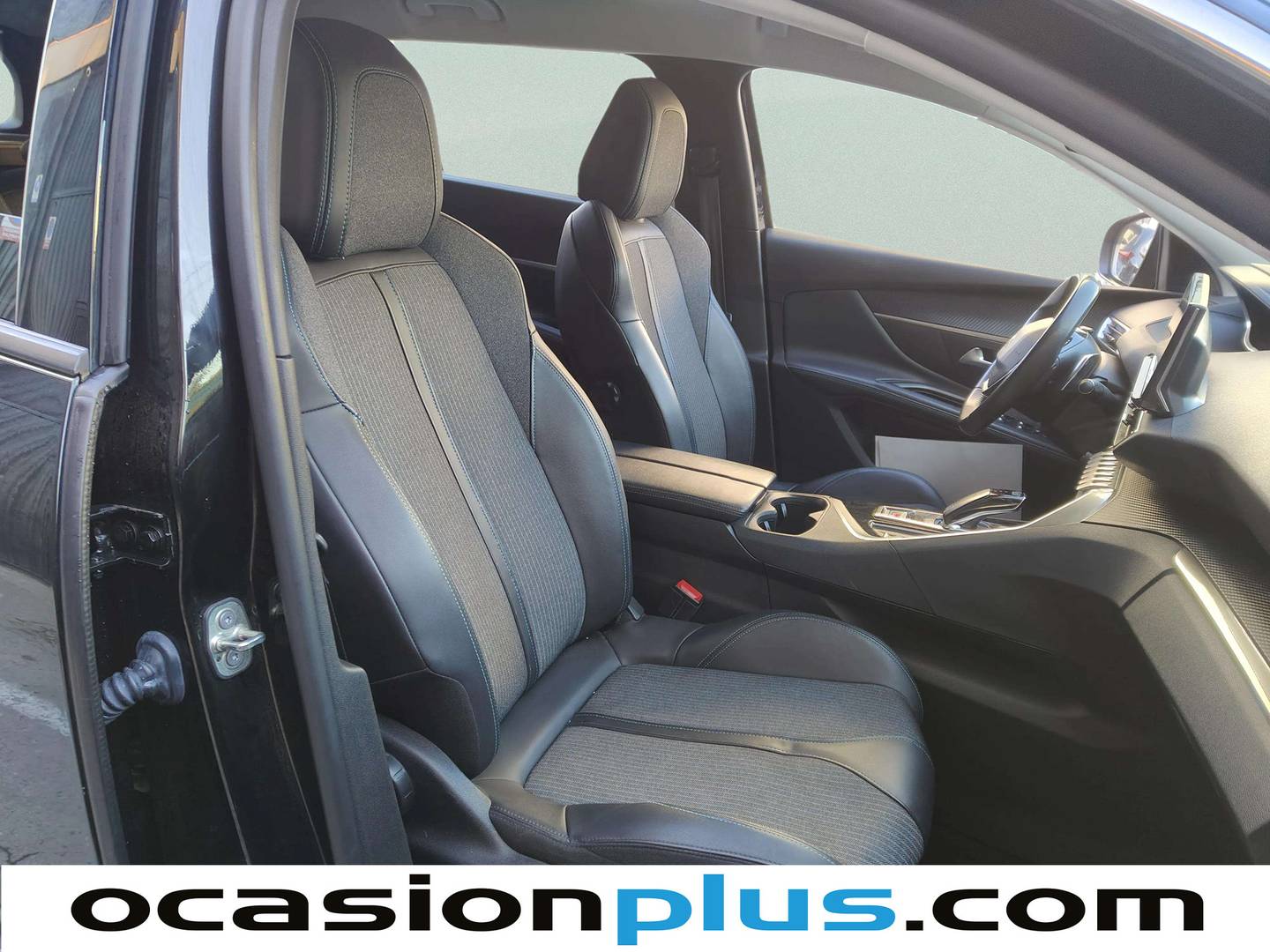 Peugeot 5008 Peugeot 5008 PureTech 130 S&S Allure EAT8 (130 CV) 7 Plazas de segunda mano