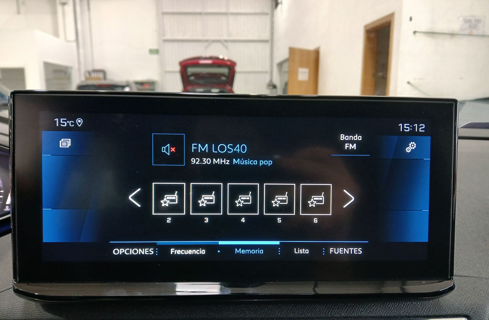 Peugeot 3008 PureTech 130 Allure Pack EAT8 - foto 35