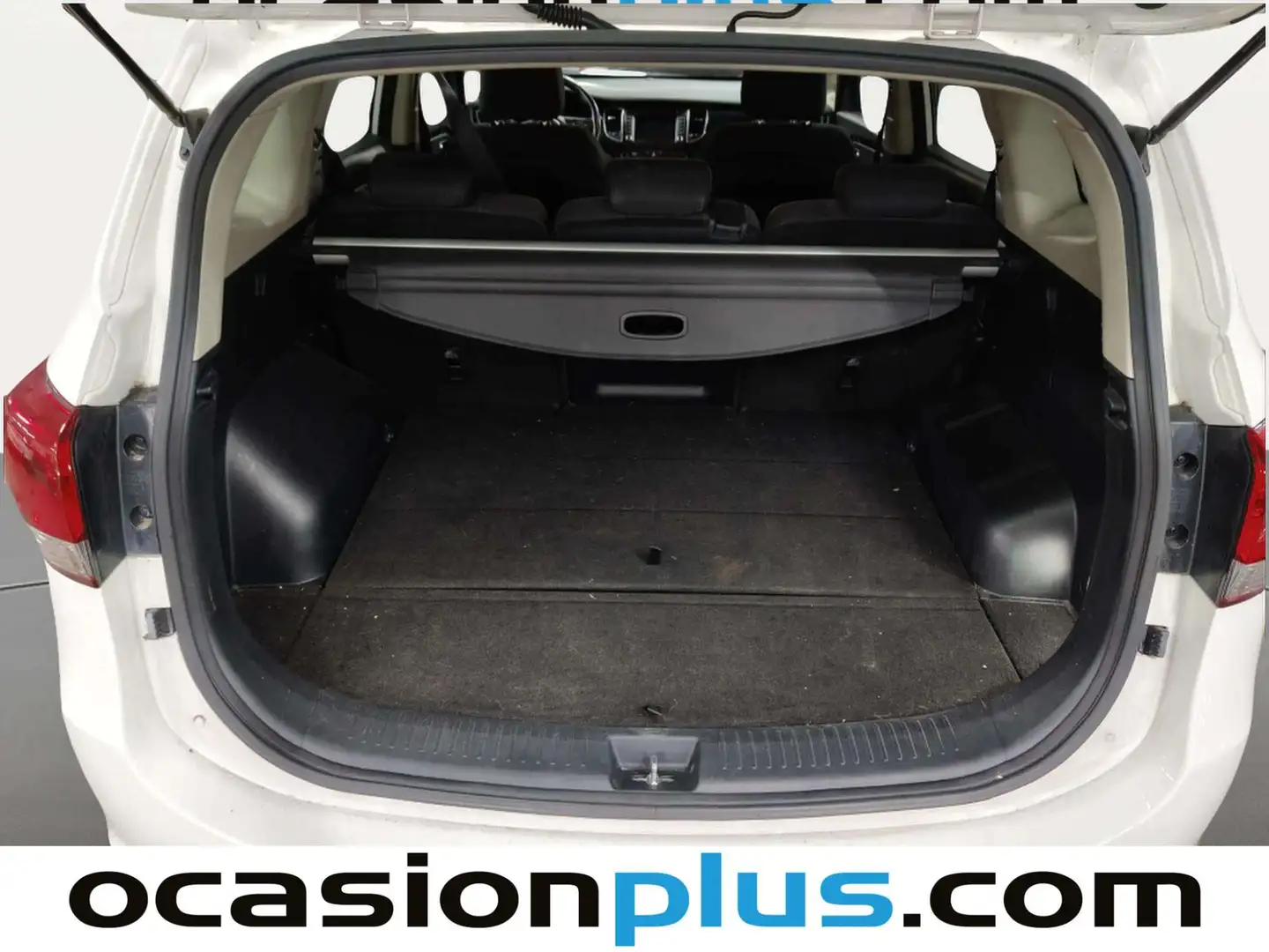 Foto KIA Carens Kia Carens 1.6 GDi UEFA Euro 2016 Eco-Dynamics (135 CV)